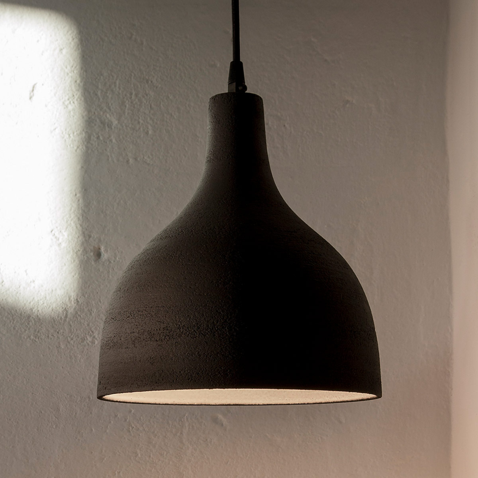Karman T-Black - designer pendant light, 24 cm, for Living / Dining Room, stoneware, E27, 53 W, energy efficiency: A++, H: 27 cm