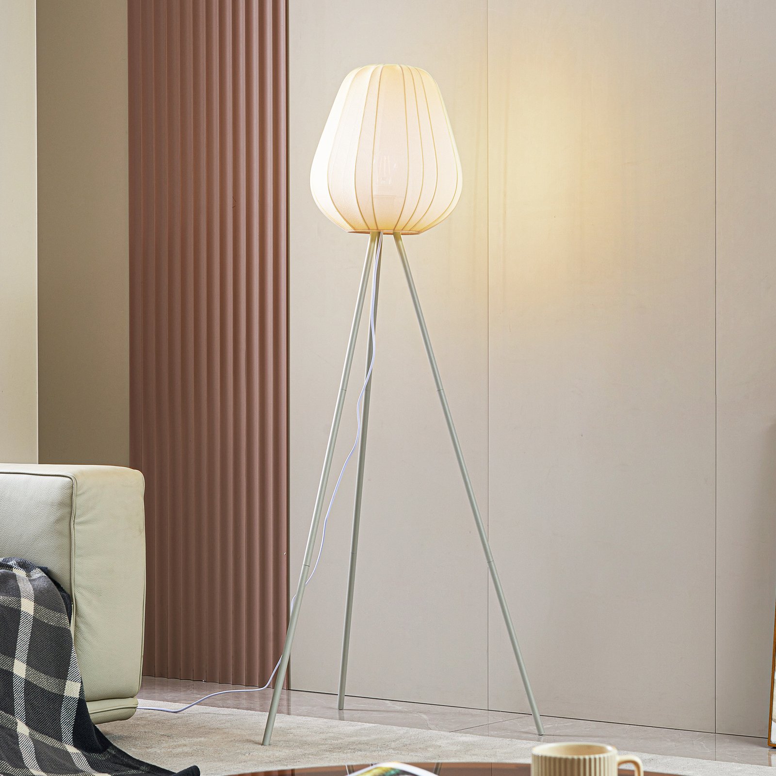 Lindby Helin vloerlamp, beige, textiel, driepoot, 144 cm, E27