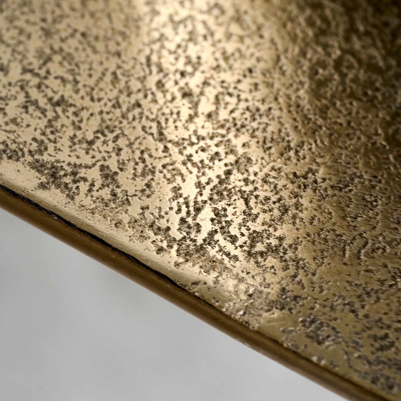 Boxie Regal zlatá kovová dĺžka 50 cm - House Doctor Boxie Regal zlatá kovová dĺžka 50 cm - House Doctor