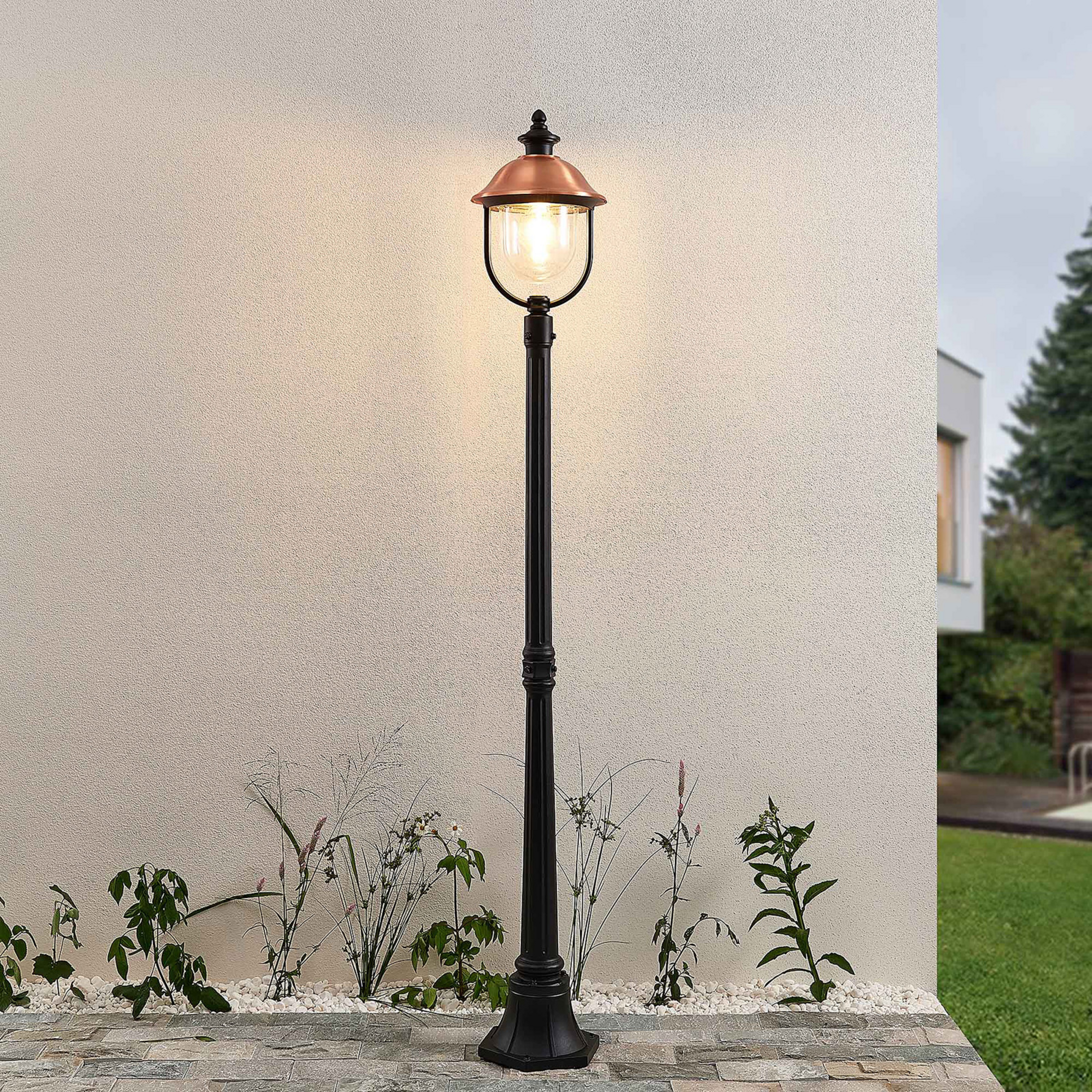 Lampa zewnętrzna Lindby Clint, 177cm, metal, odporność na działanie wody