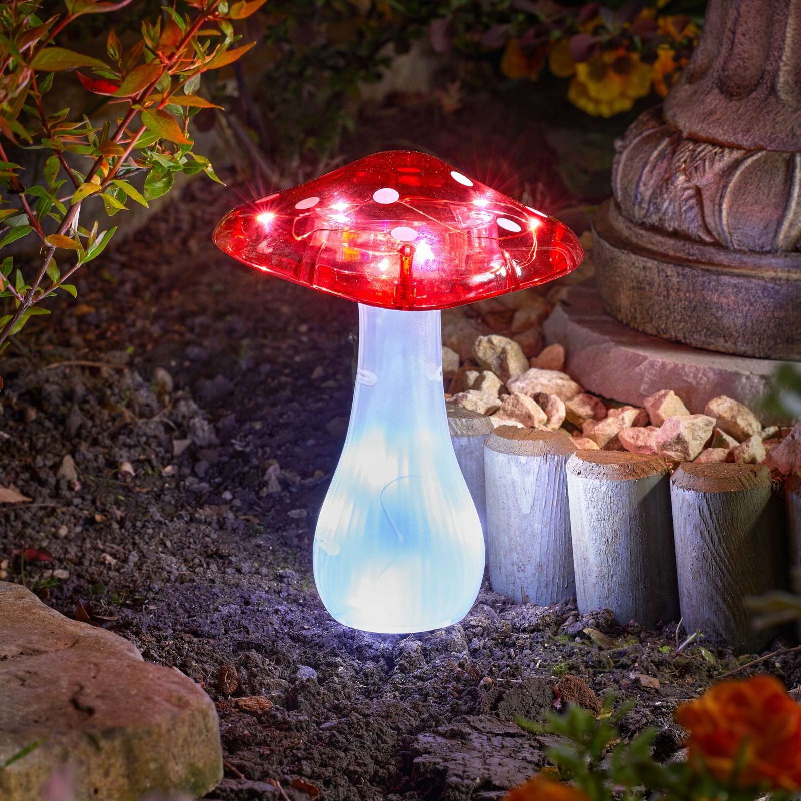 Magic Mushroom LED solar ground spike, set of 3, red/white