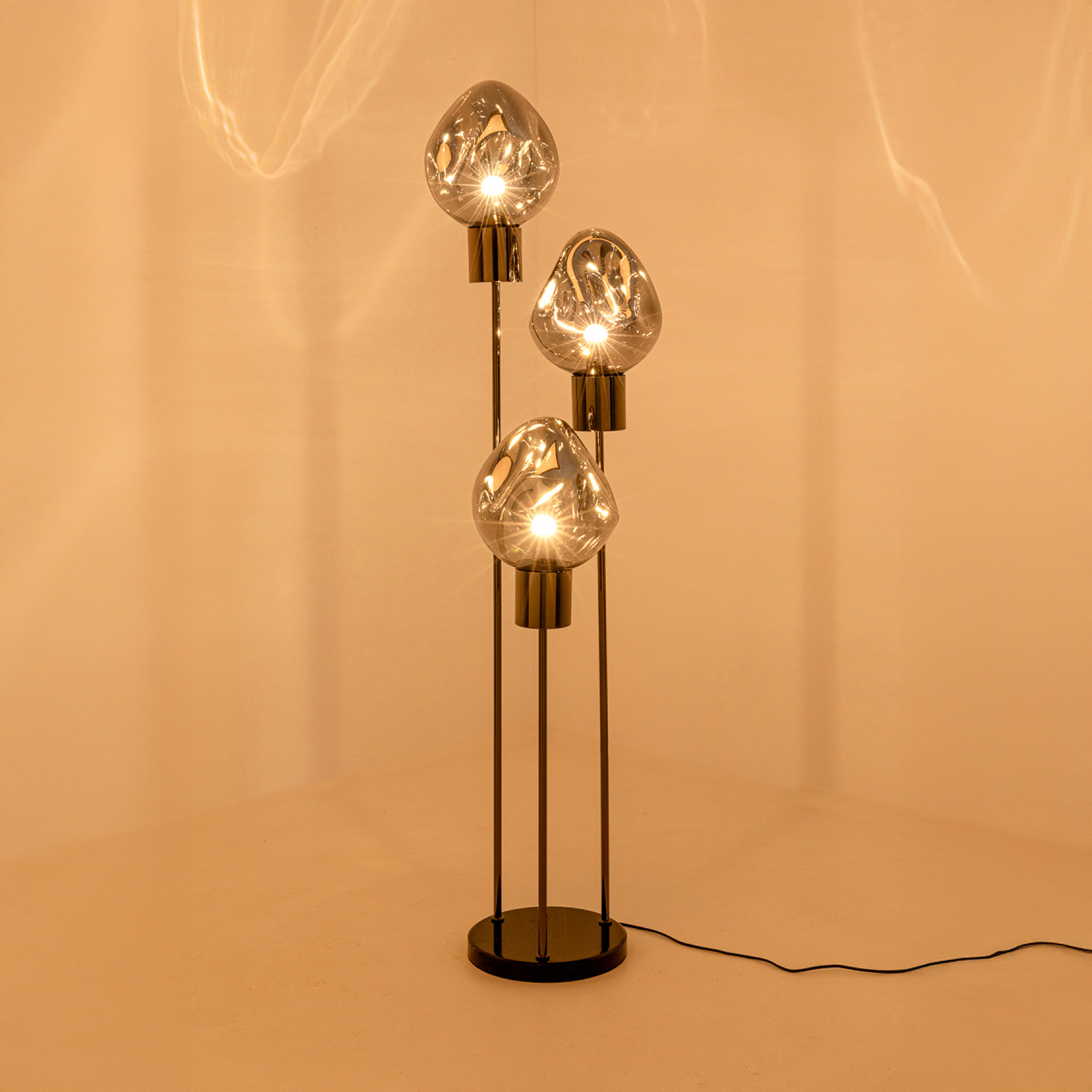 Lampe sur pied KARE Supernova, gris fumé, verre, 160 cm, E27