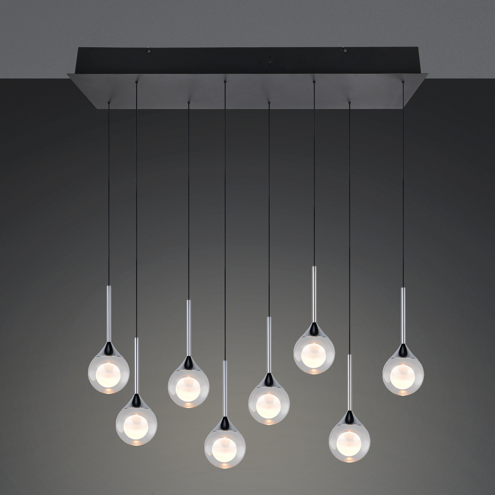 LED piekaramā lampa „Calista“, hromēta, garums 90 cm, metāls/stikls, 8 spuldzes LED piekaramā lampa „Calista“, hromēta, garums 90 cm, metāls/stikls, 8 spuldzes
