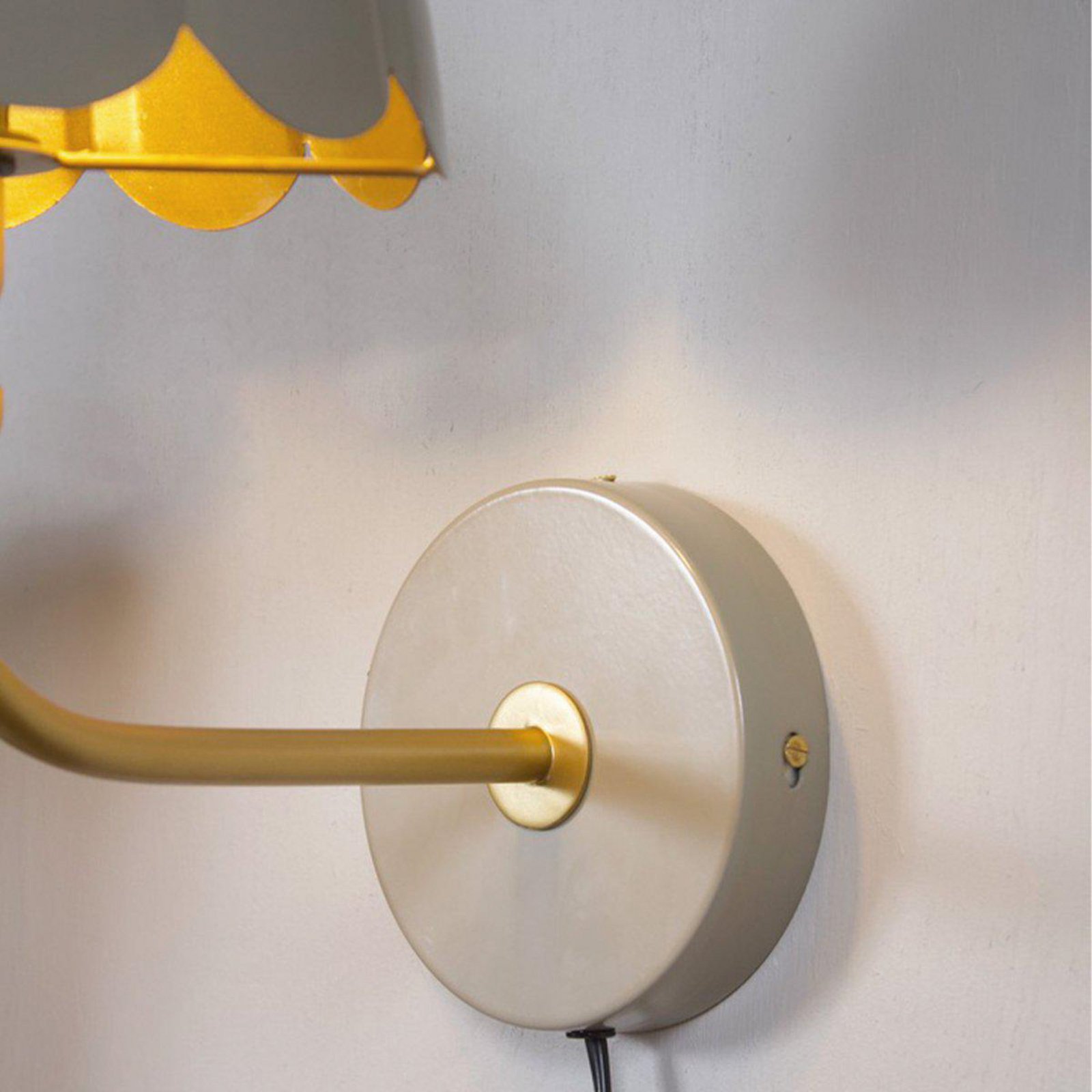 PR Home Wandlampe Wells, beige/goldfarben, 21 cm, Metall