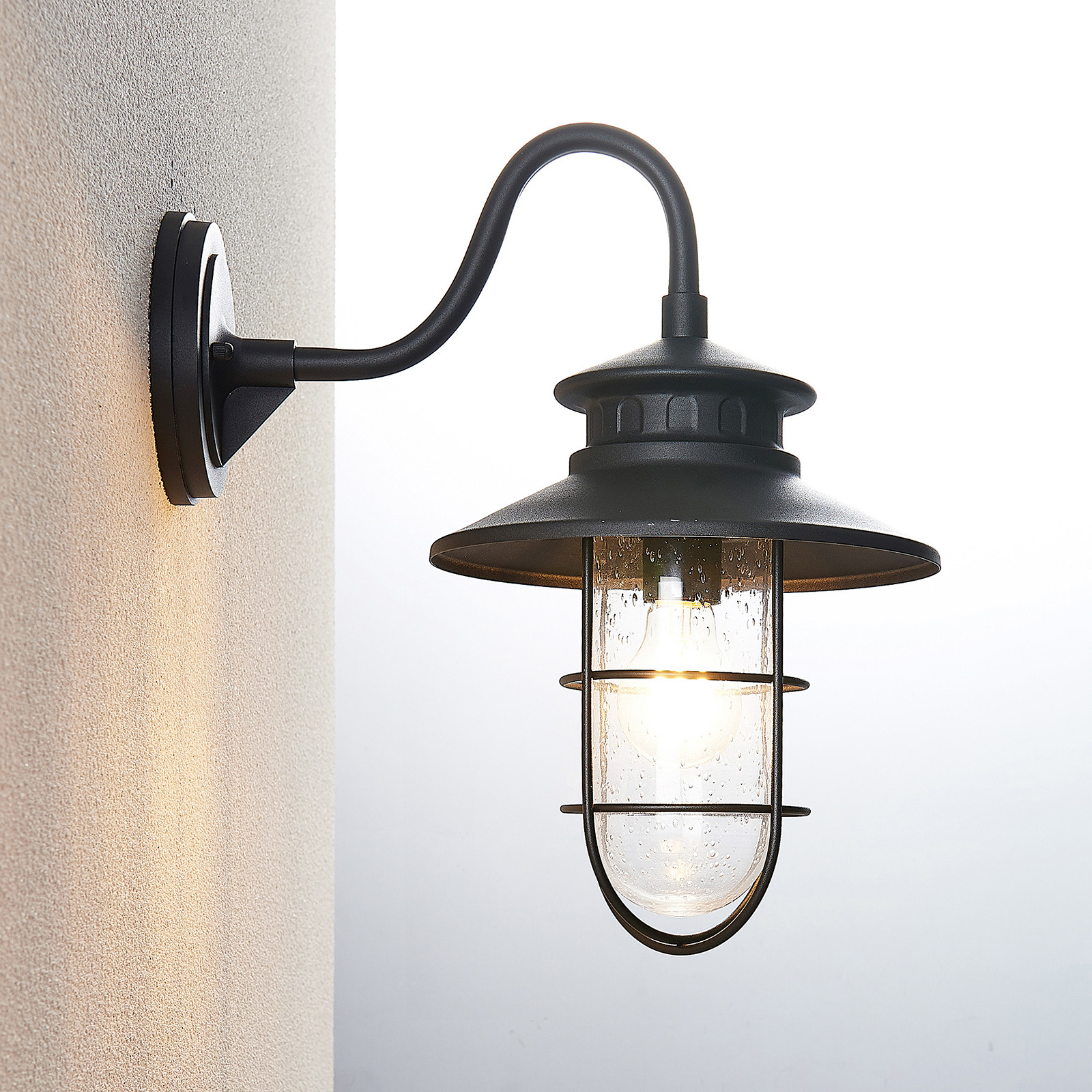 Lindby Kyan outdoor wall lamp, height 40 cm Lights.ie