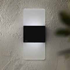 LED solární venkovní nástěnné svítidlo Wally, 14x6 cm bílé matné CCT