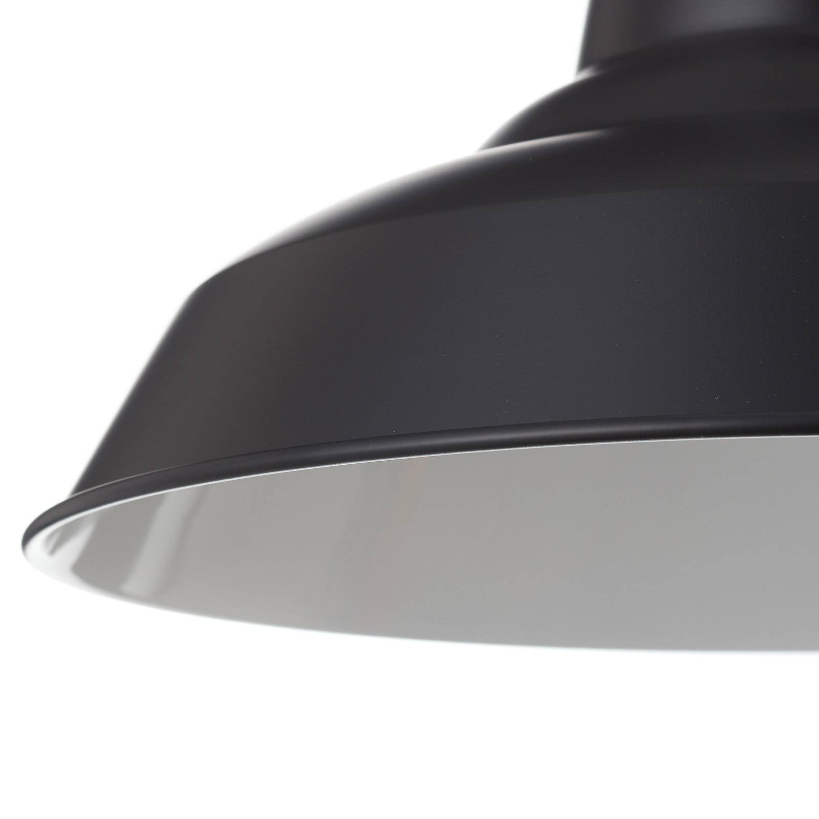 Czarna metalowa lampa wisząca Lyne