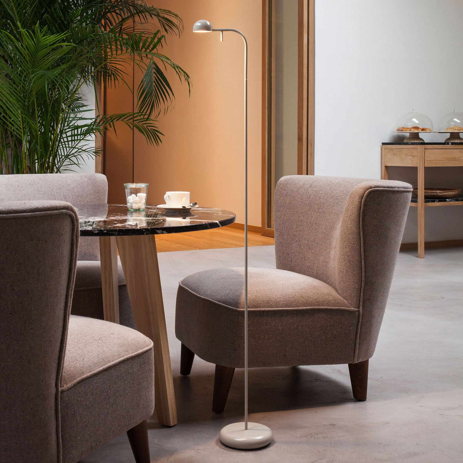 Pin 1660 LED-Stehleuchte, 125 cm, creme - Vibia Pin 1660 LED-Stehleuchte, 125 cm, creme - Vibia