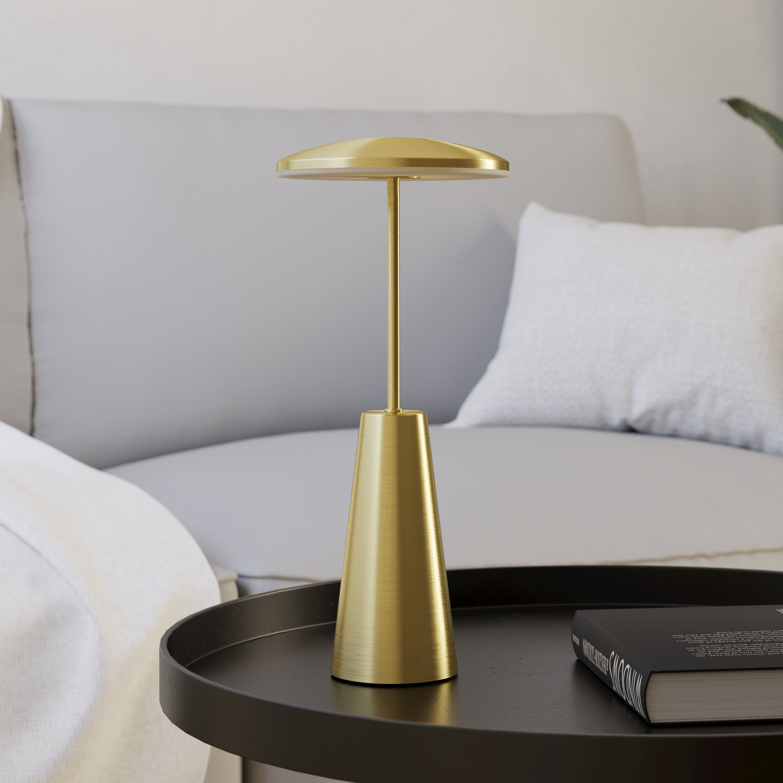 Lampada a LED ricaricabile Piccola, color ottone, altezza 28 cm, IP54 Lampada a LED ricaricabile Piccola, color ottone, altezza 28 cm, IP54