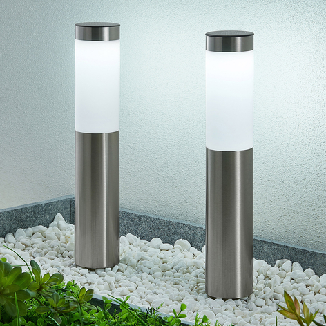 Lindby Sirita LED-Erdspieß-Solarlampe, 2er-Set