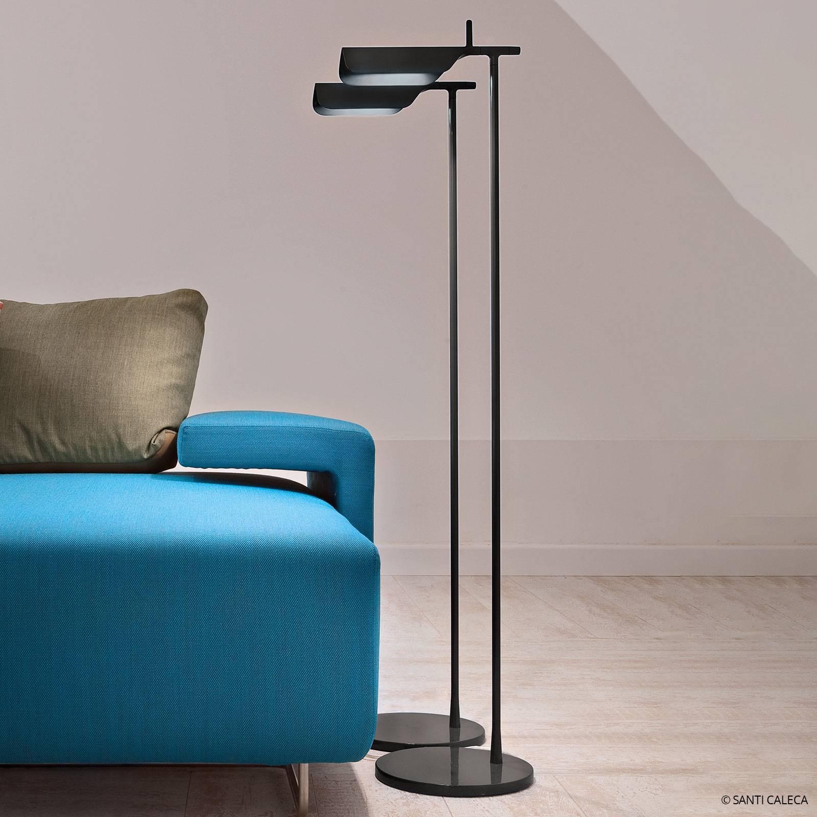 FLOS Tab lampa stojąca LED, czarna