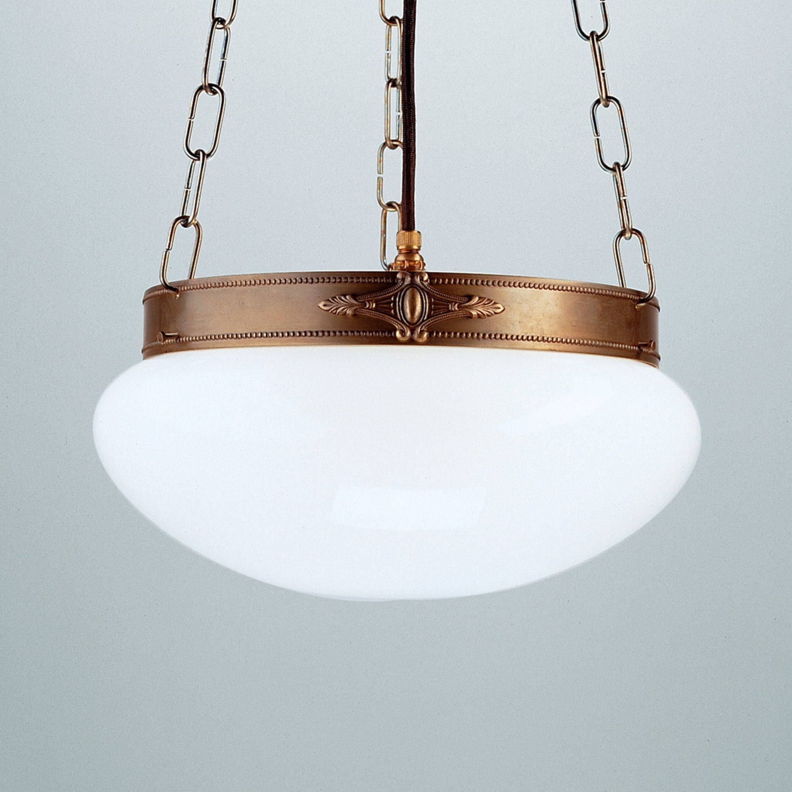 Klassiek uitziende hanglamp Verne