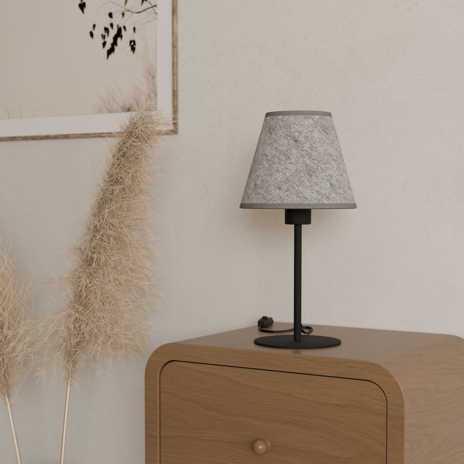 Alsager bordlampe med skærm af filt