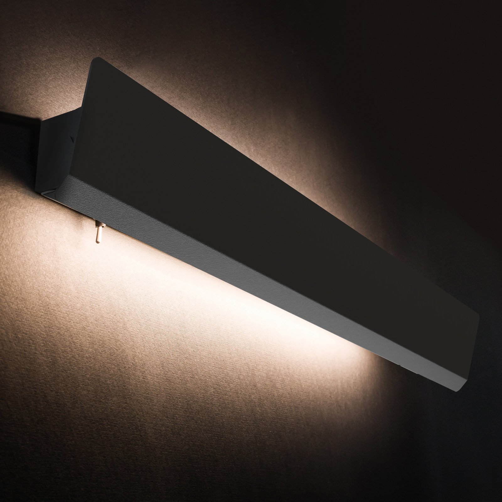 LED-Wandlampe Wing mit Schalter, schwarz
