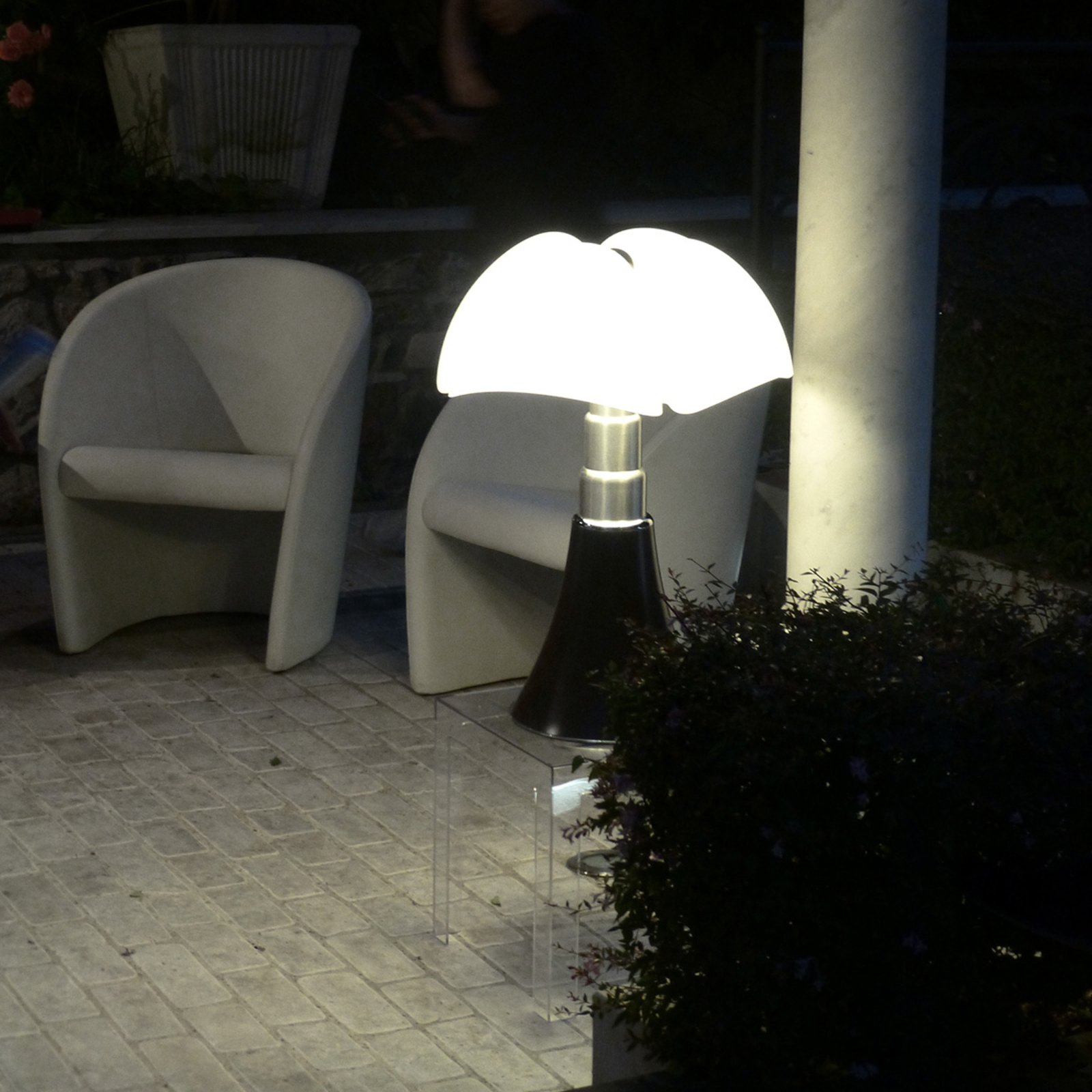 Martinelli Luce Pipistrello - fekete asztali lámpa