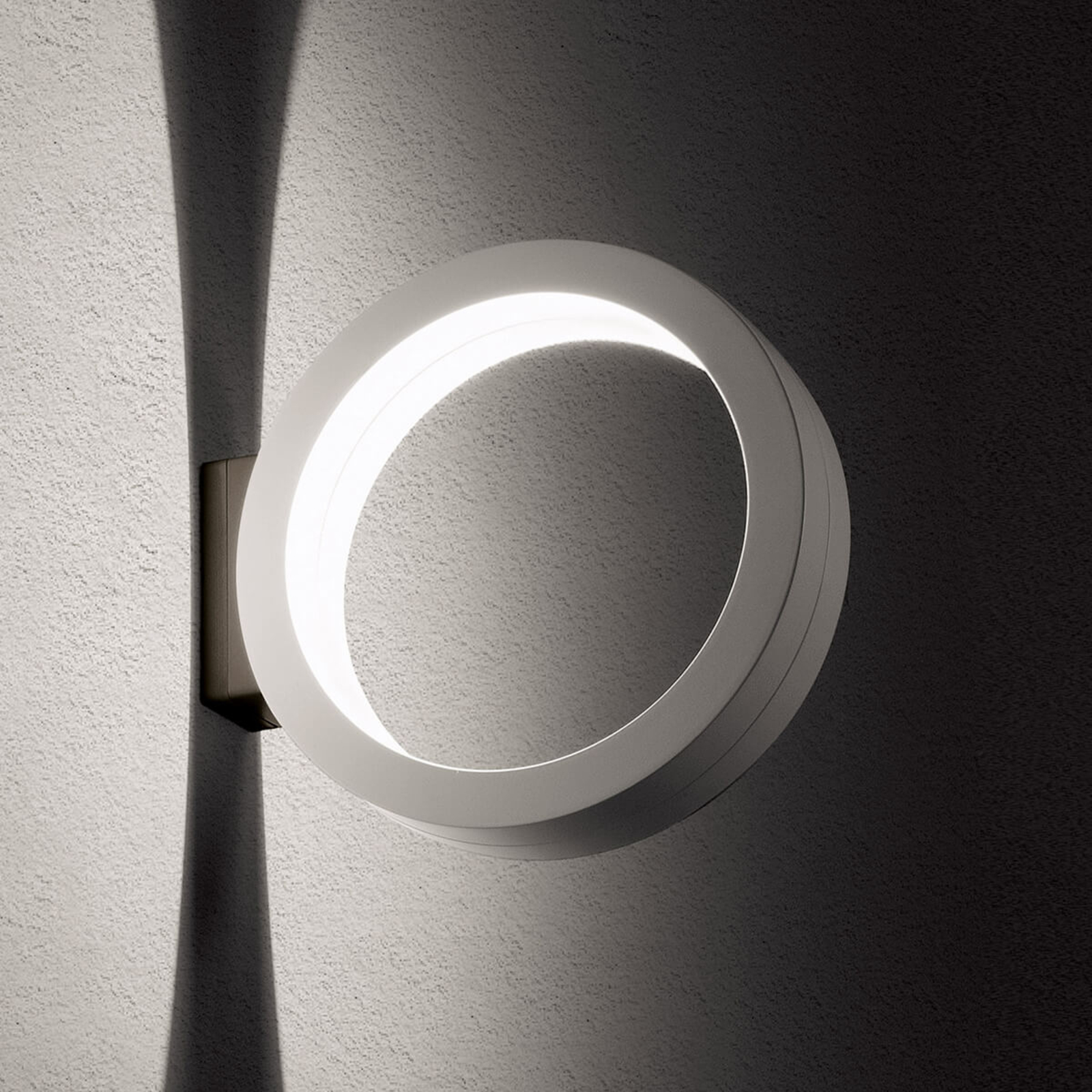 Cini&Nils Assolo - biały kinkiet zewnętrzny LED