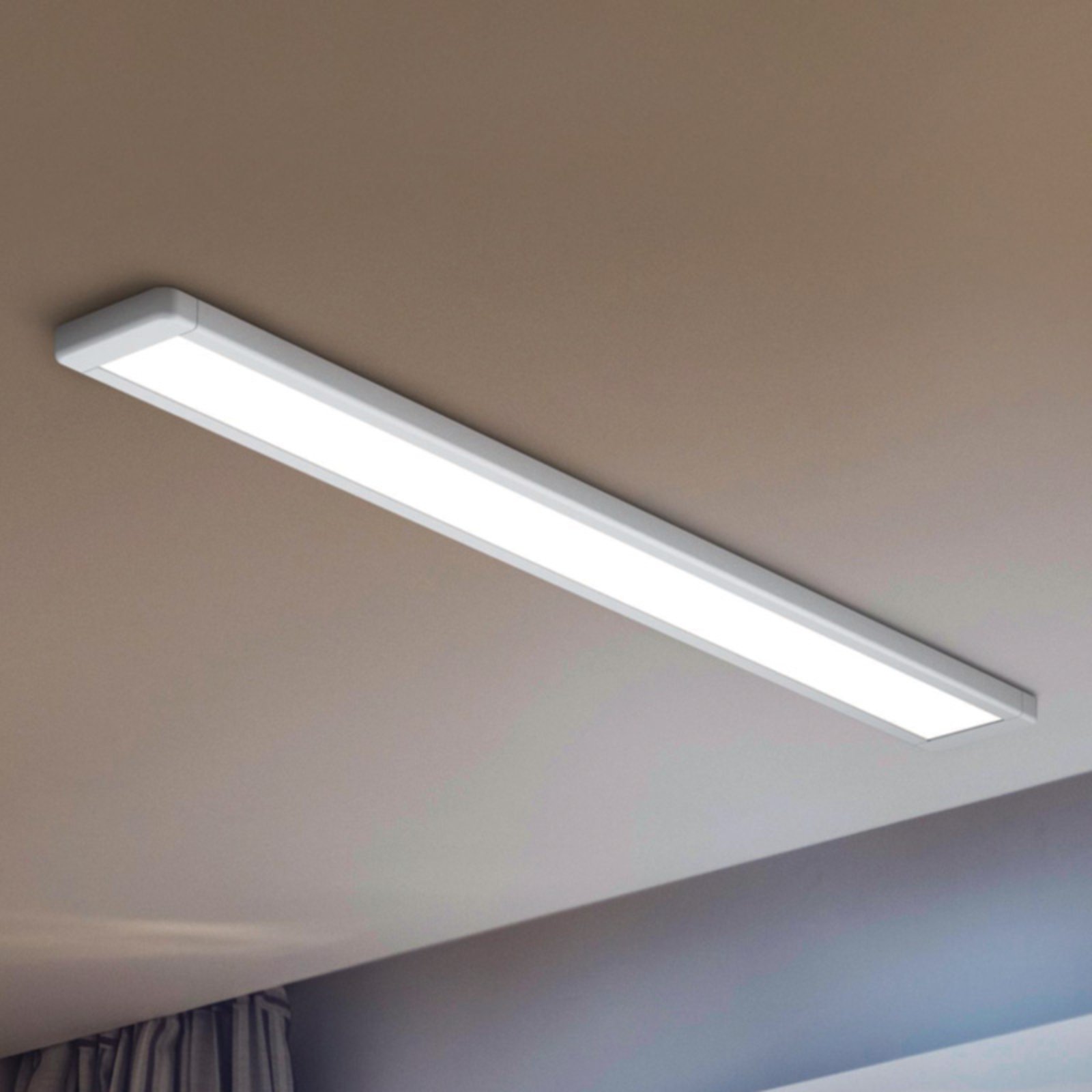 LEDVANCE Office Line LED ceiling light 120 cm