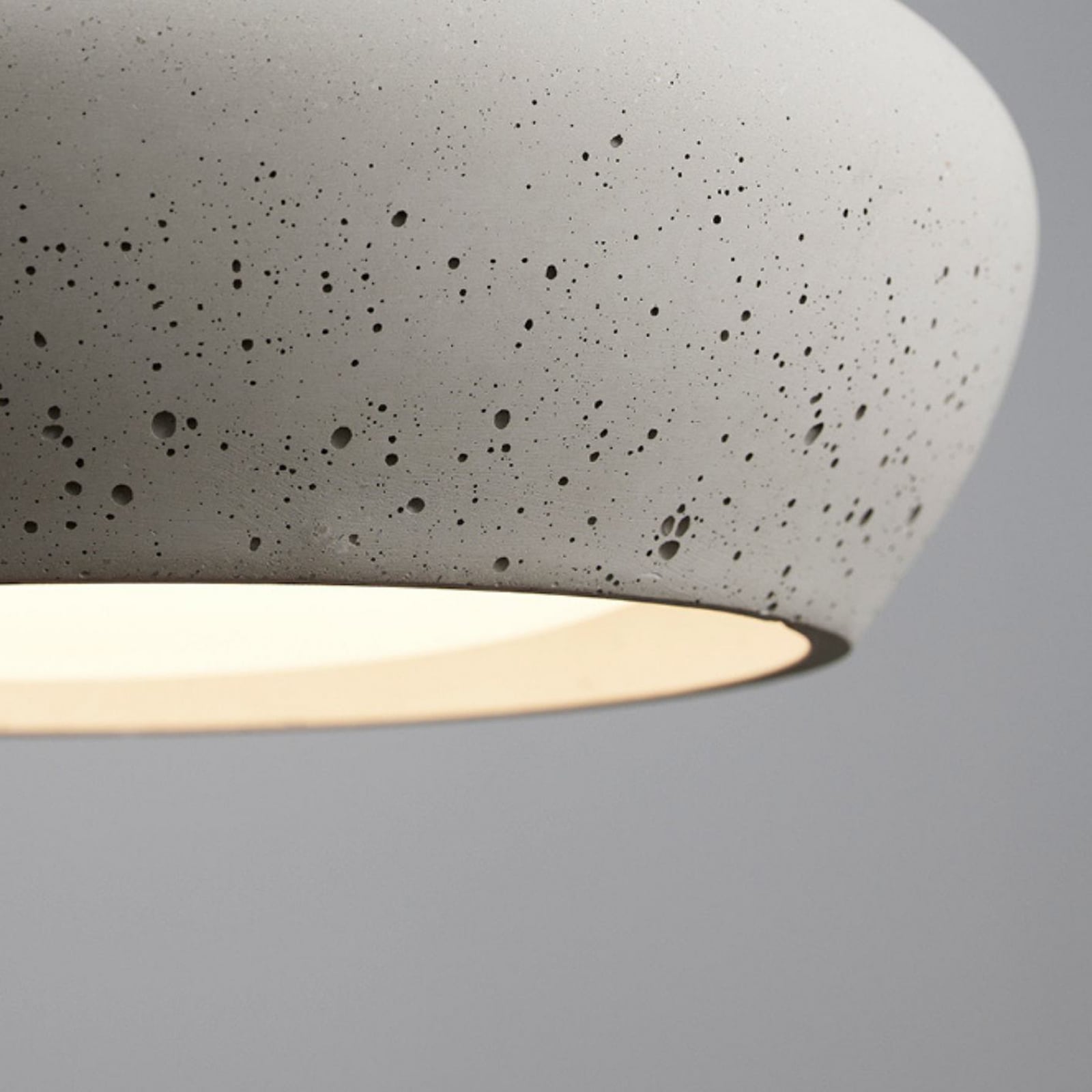 Candeeiro de teto Fjord, cinzento claro, gesso, Ø 28 cm, GX53 - Beacon Candeeiro de teto Fjord, cinzento claro, gesso, Ø 28 cm, GX53 - Beacon