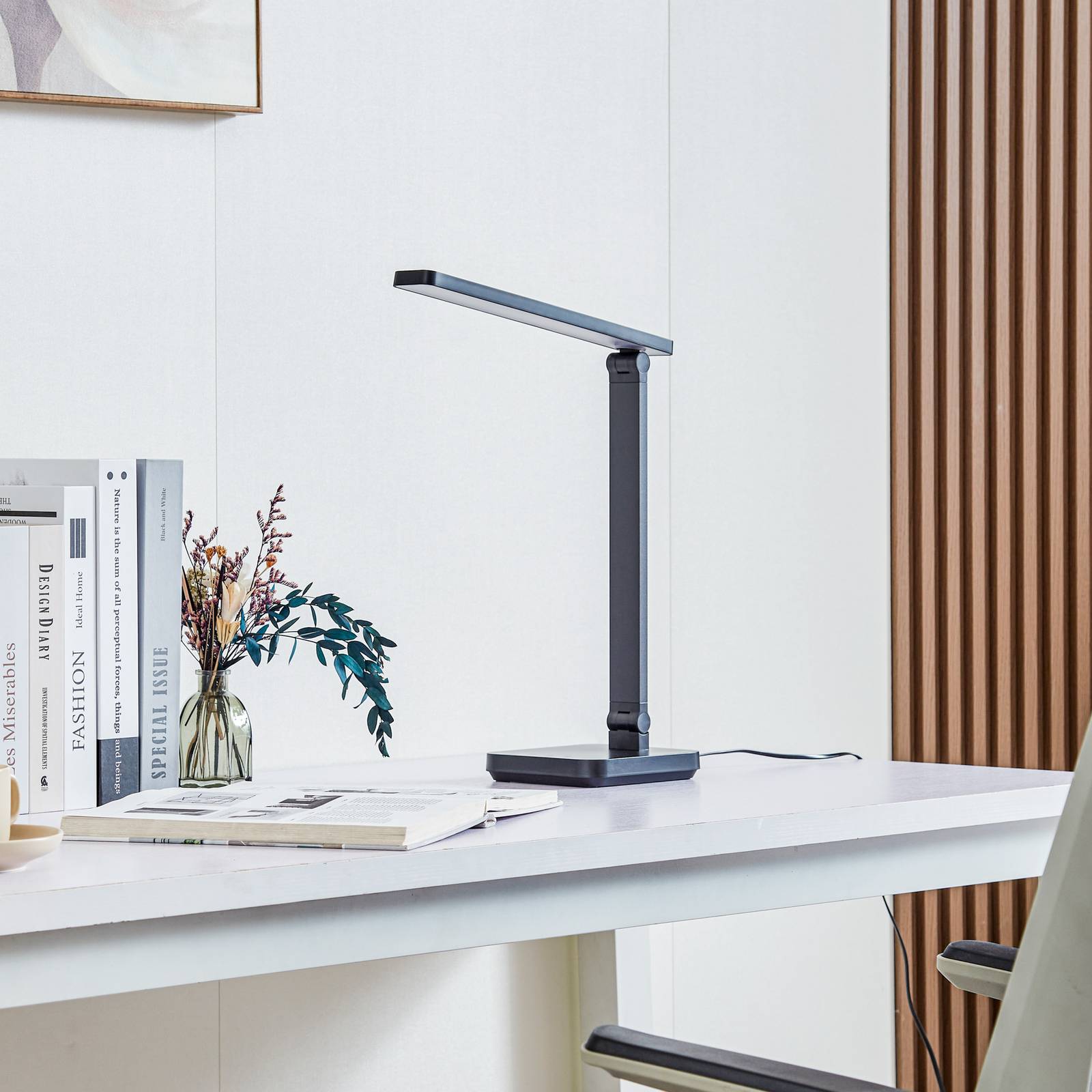 Lindby Rylas LED-skrivebordslampe svart