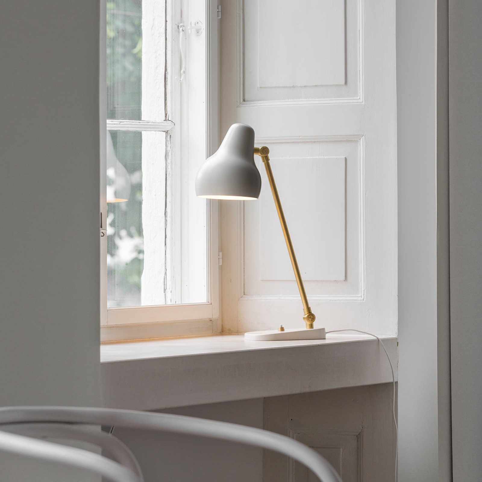 VL38 Table Lamp Lamp - Louis Poulsen