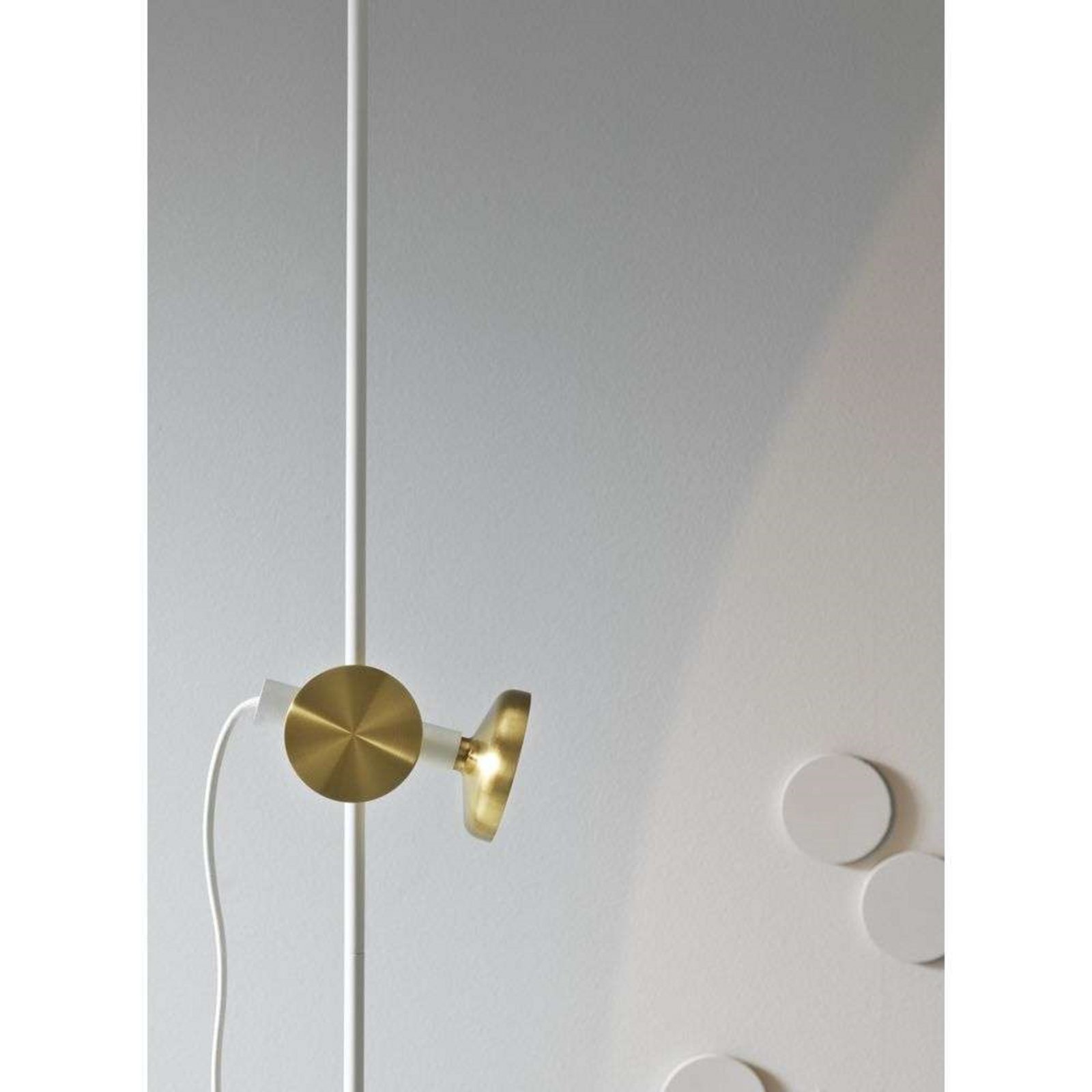 Blend 150 Lampadar White/Brass - Pholc