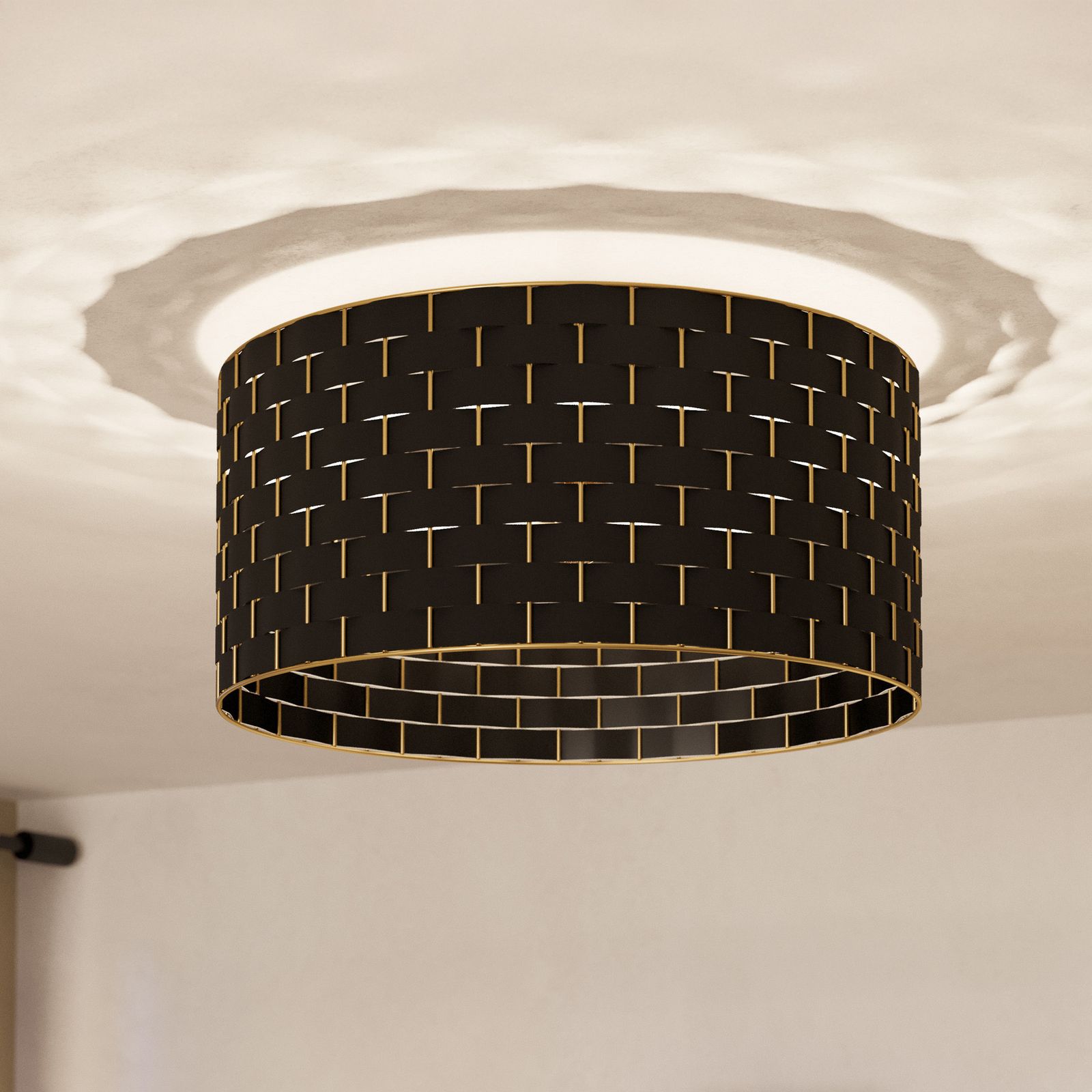 Plafoniera Marasales di tessuto nero/ottone