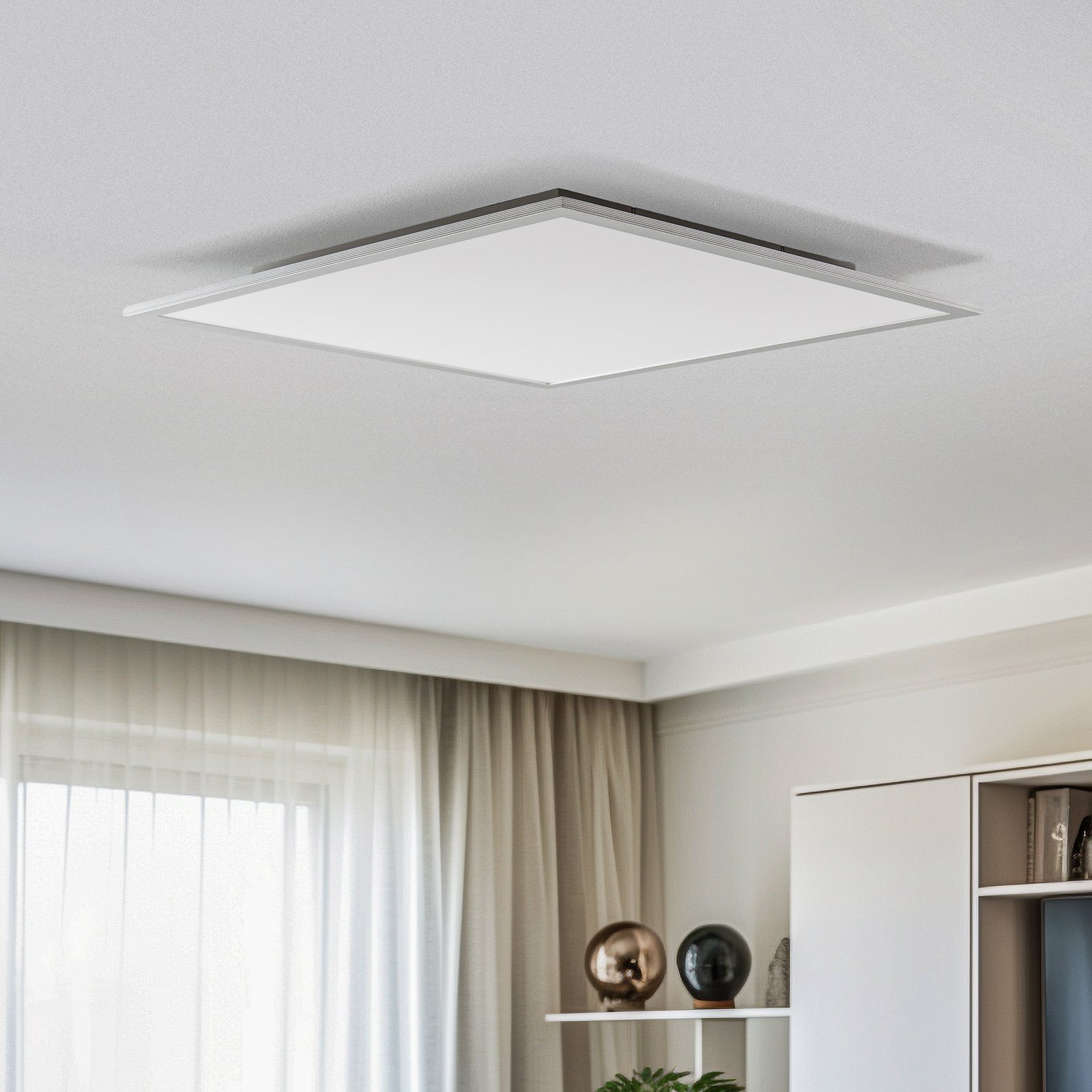 Livel LED Ceiling Lamp 4.000K 62x62 White/Silver - Lindby