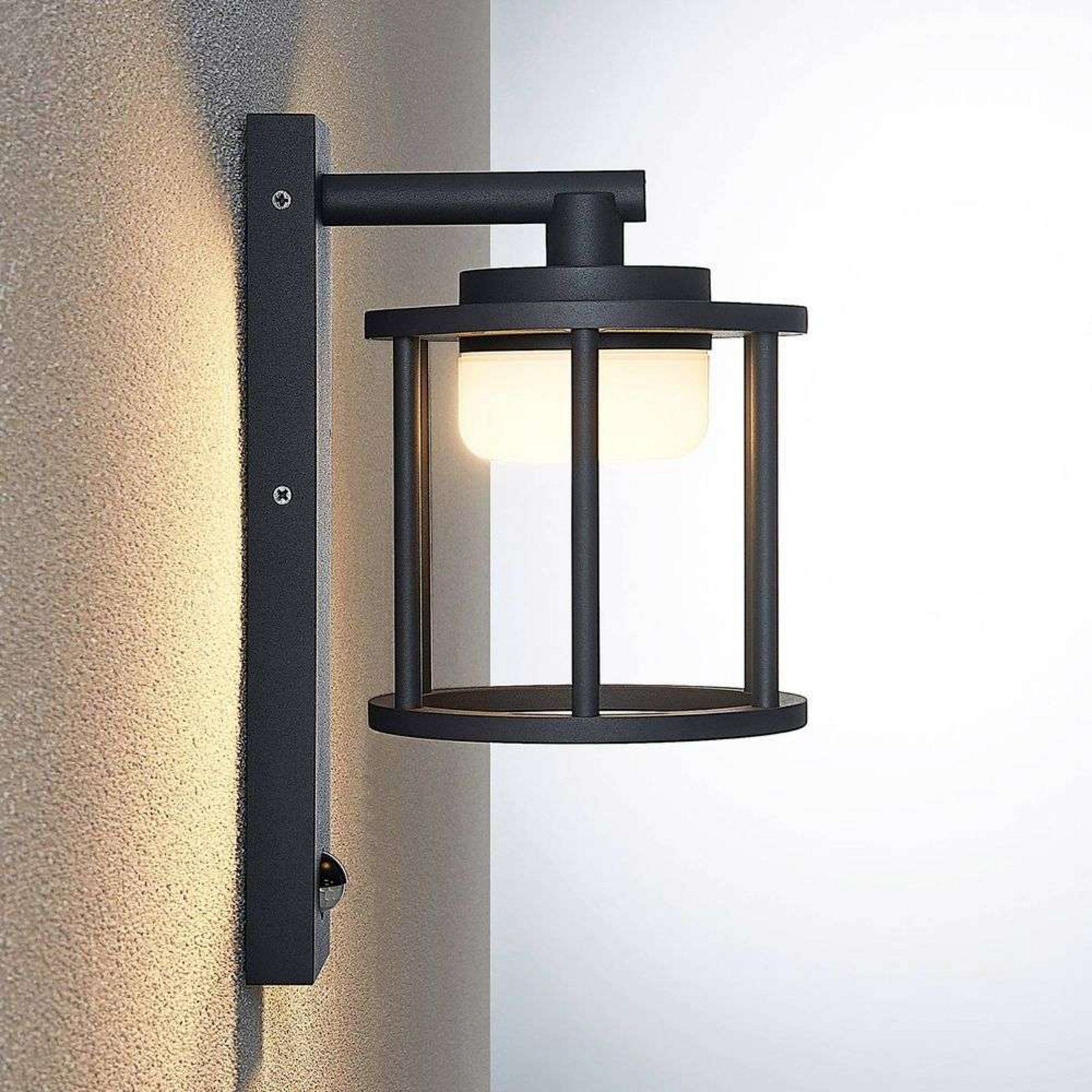 Berenike Utomhus Vägglampa w/Sensor Dark Grey - Lucande