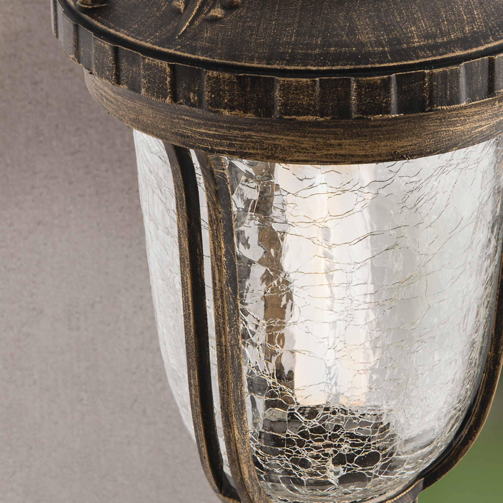 Традиционна висяща лампа Paula с текстурирано стъкло