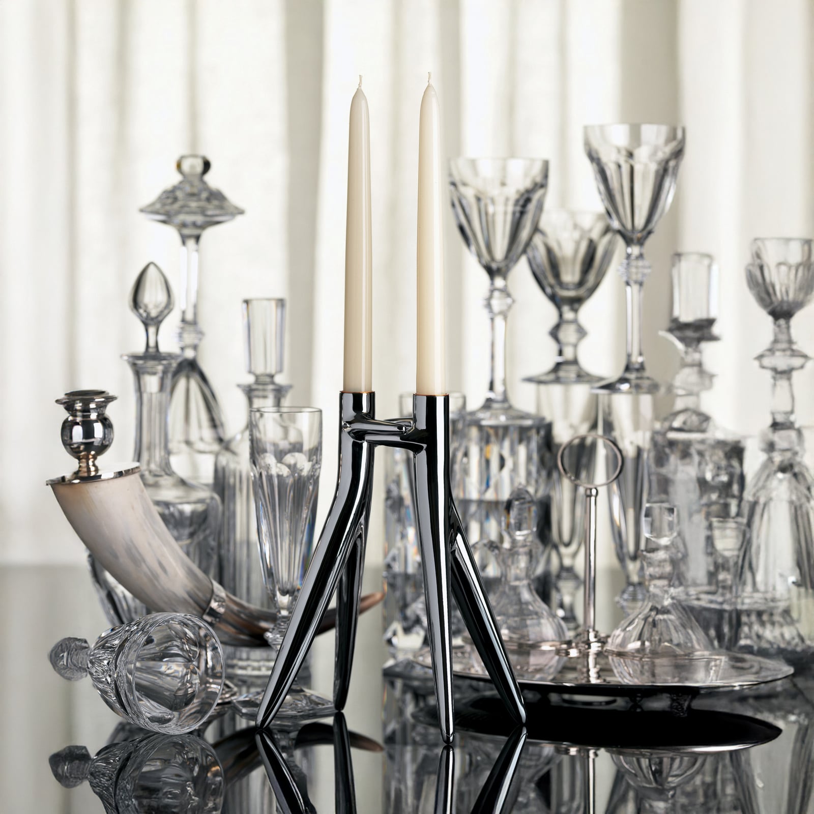 Abbracciaio candle holder, silver, height 25 cm, aluminium - Kartell