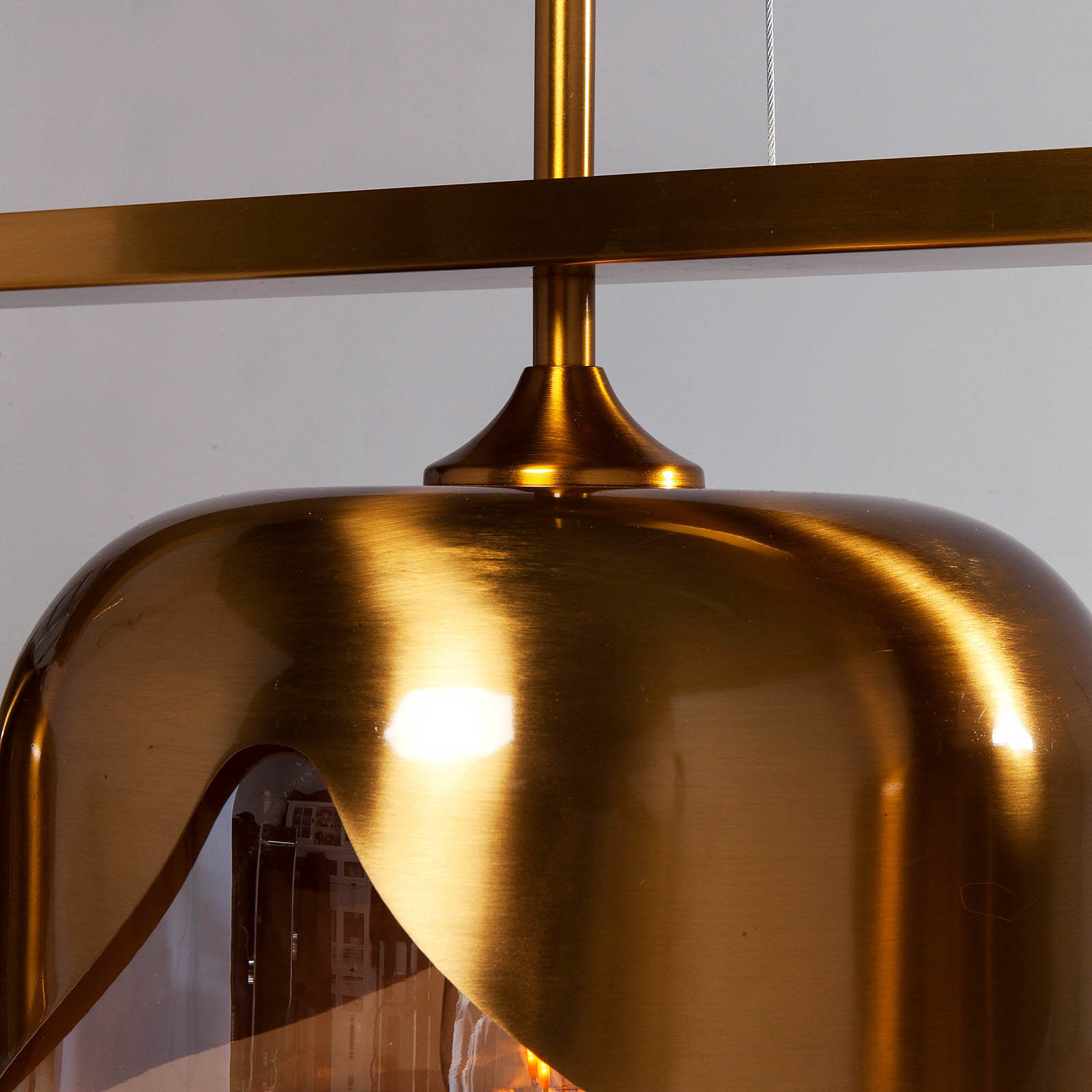 Kare Golden Goblet Quattro candeeiro de suspensão com quatro luzes