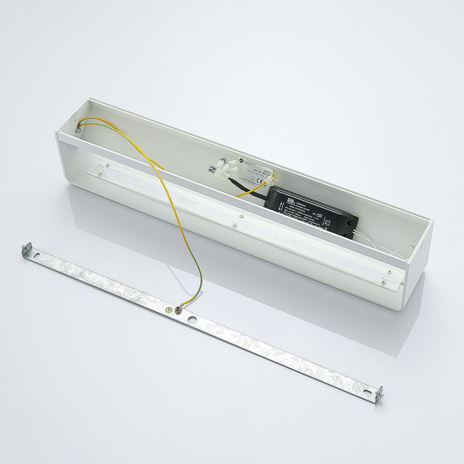 Lonisa LED Wall Lamp W53 White - Lindby