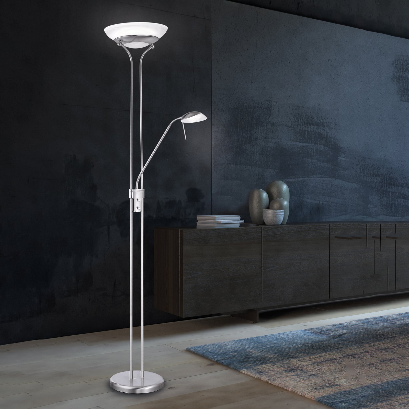 Pool LED-gulvlampe med lesearm, CCT-funksjon Pool LED-gulvlampe med lesearm, CCT-funksjon