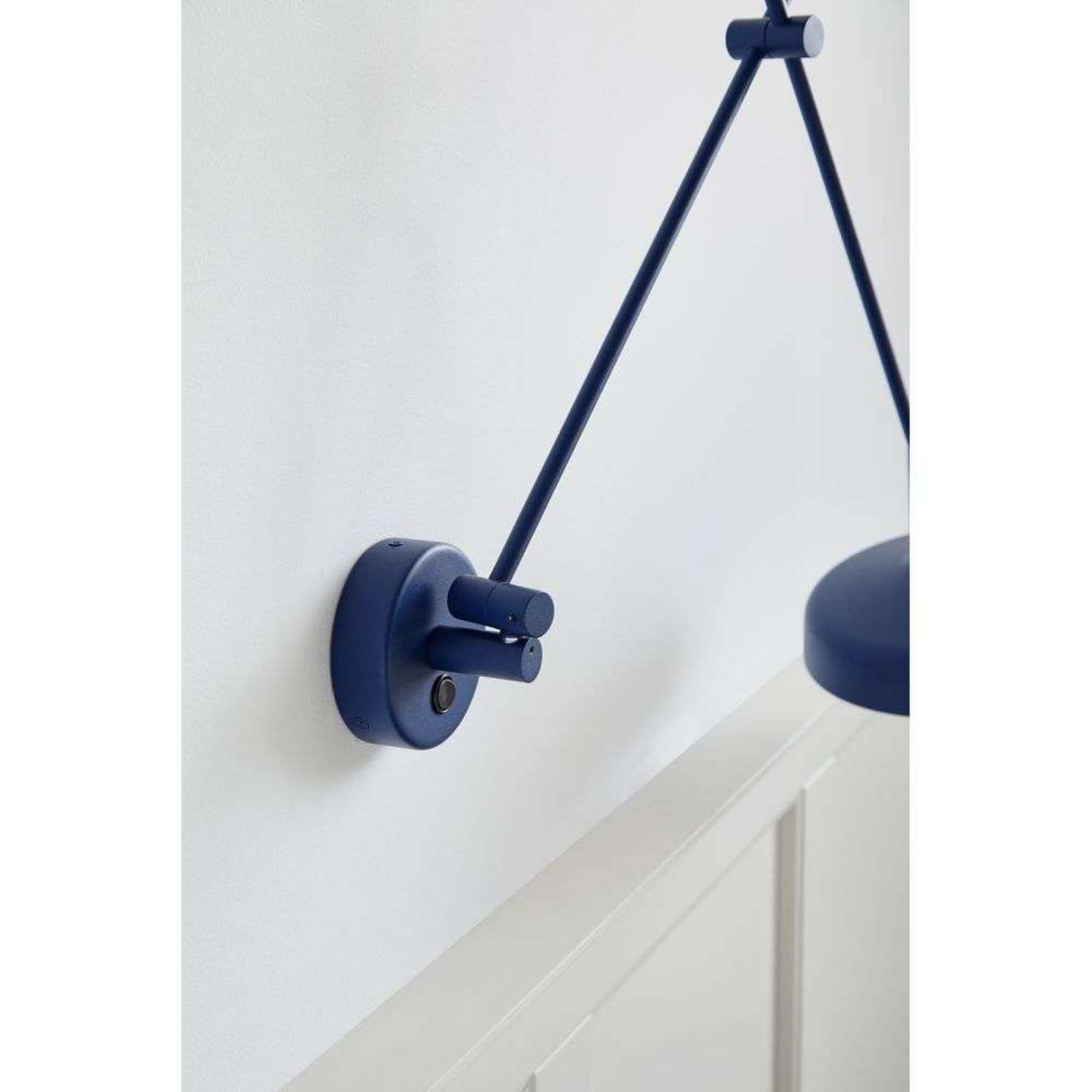 Arigato Wandleuchte Blue GRUPA - Wohnzimmer - Design - Aluminium