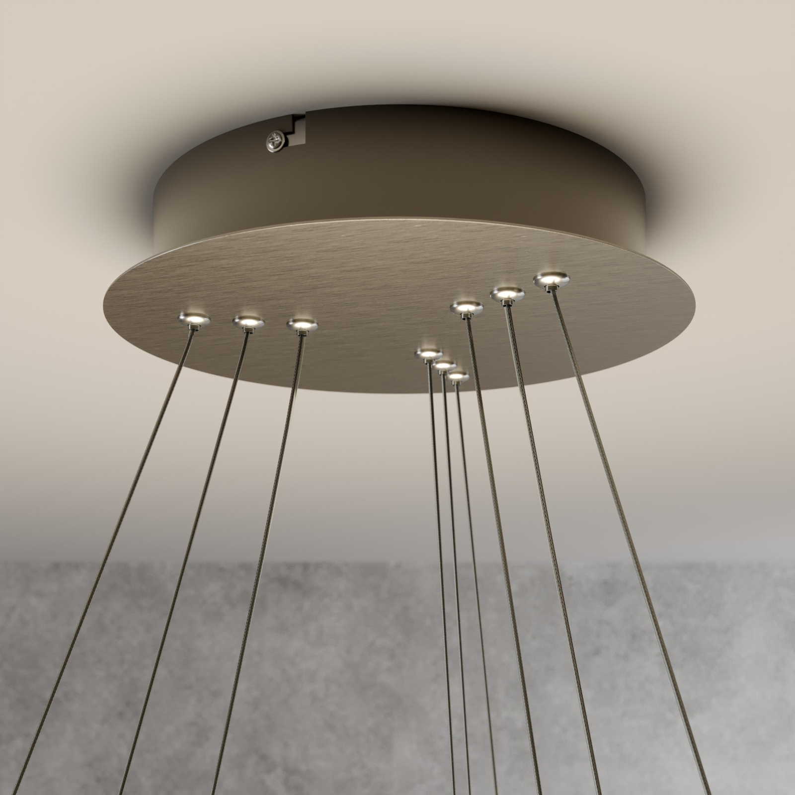 LED závesná lampa Ezana s tromi krúžkami, niklová