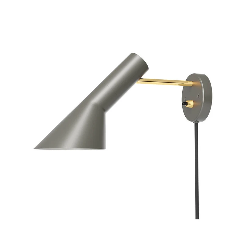 Louis Poulsen – AJ Wandleuchte Brass/Warm Grey