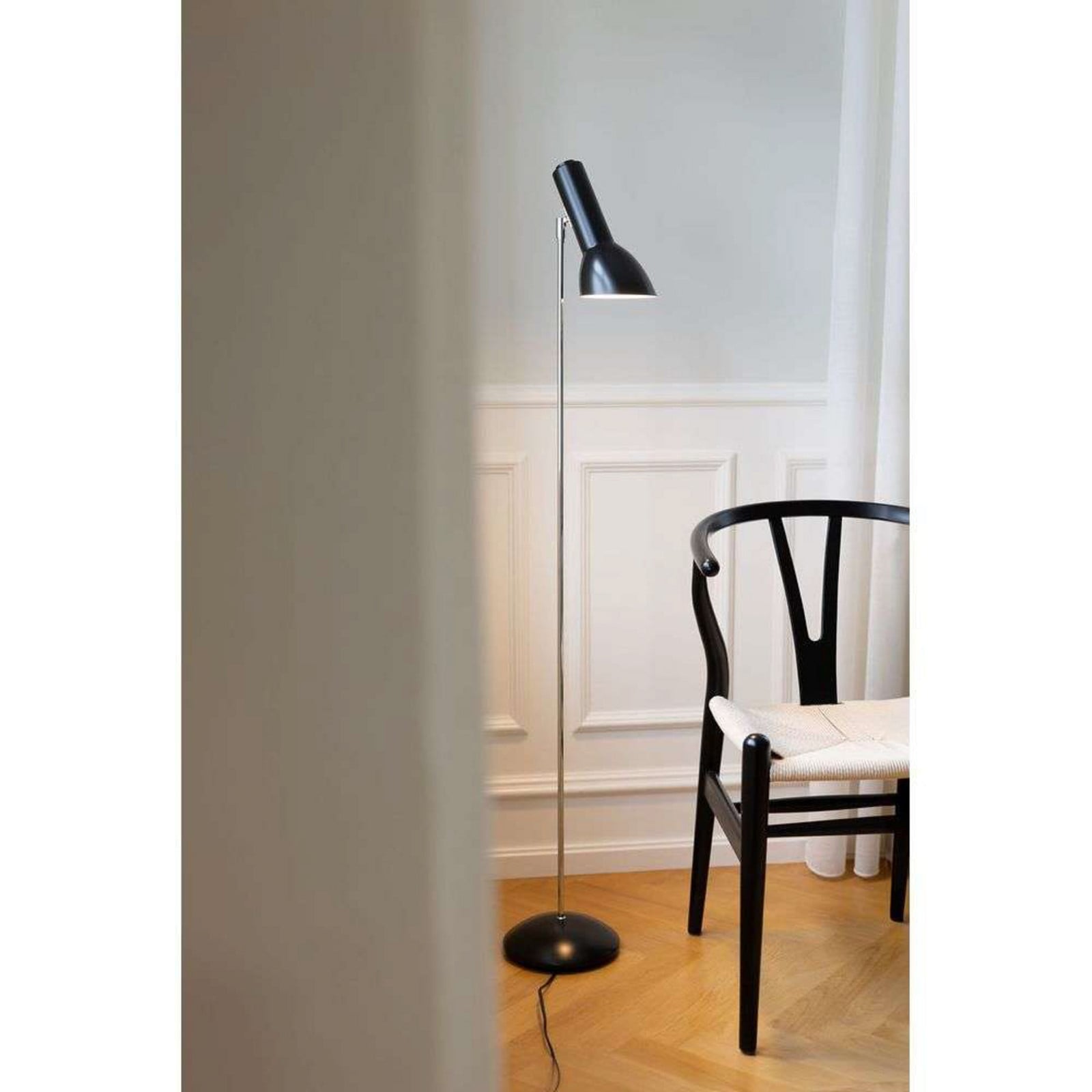 Oblique Golvlampa Flint Gr&aring; CPH Lighting - Vardagsrum - Aluminium