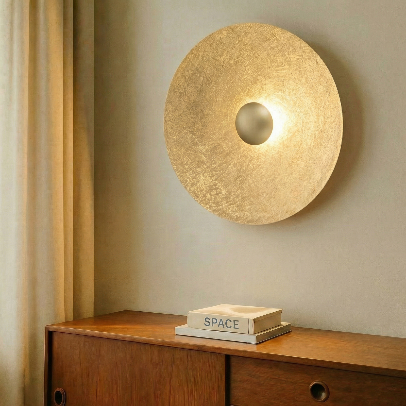 LED nástěnné světlo Sole M, Ø 65 cm, zlatá barva, ocel, 3 000 K