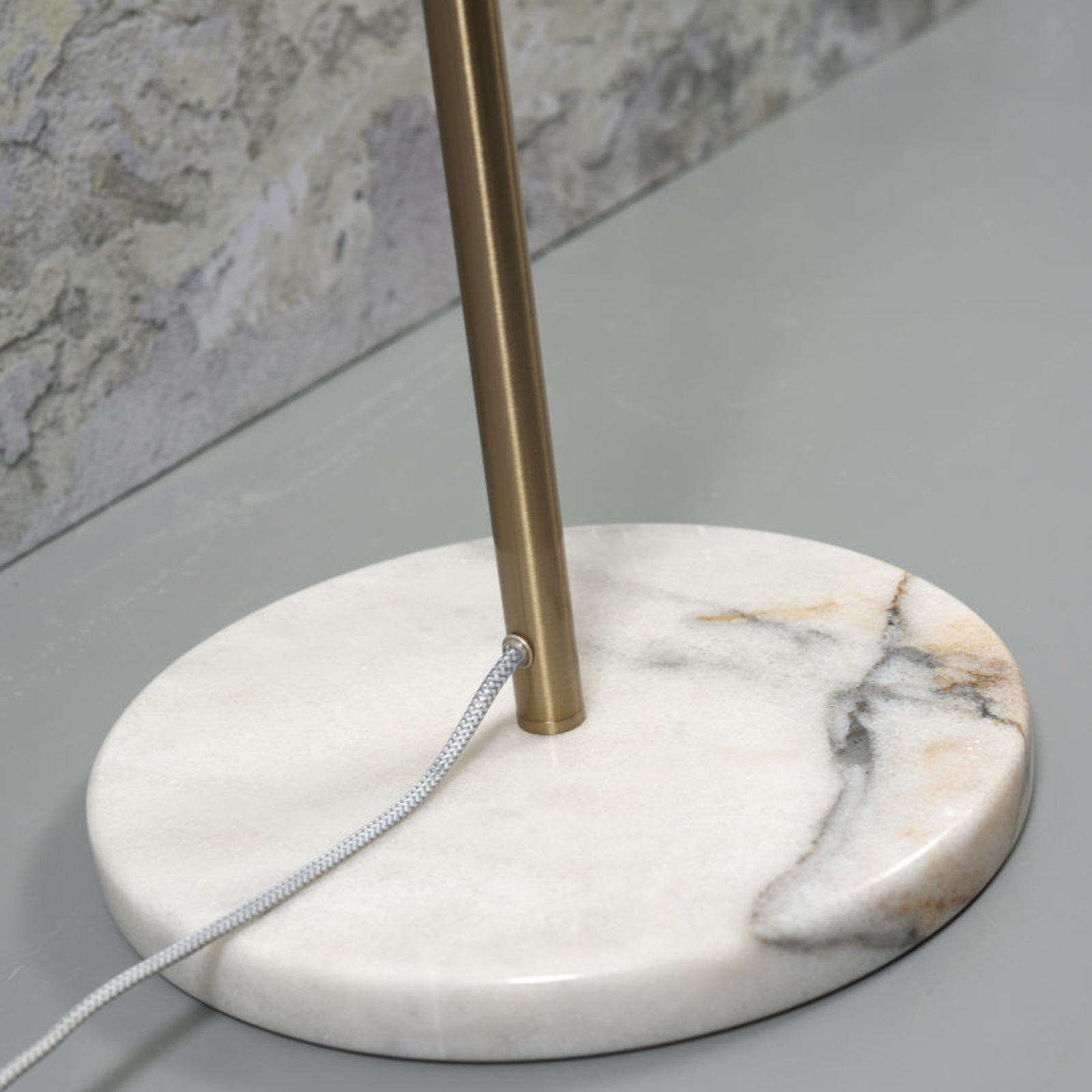 It’s about RoMi Toulouse floor lamp marble gold