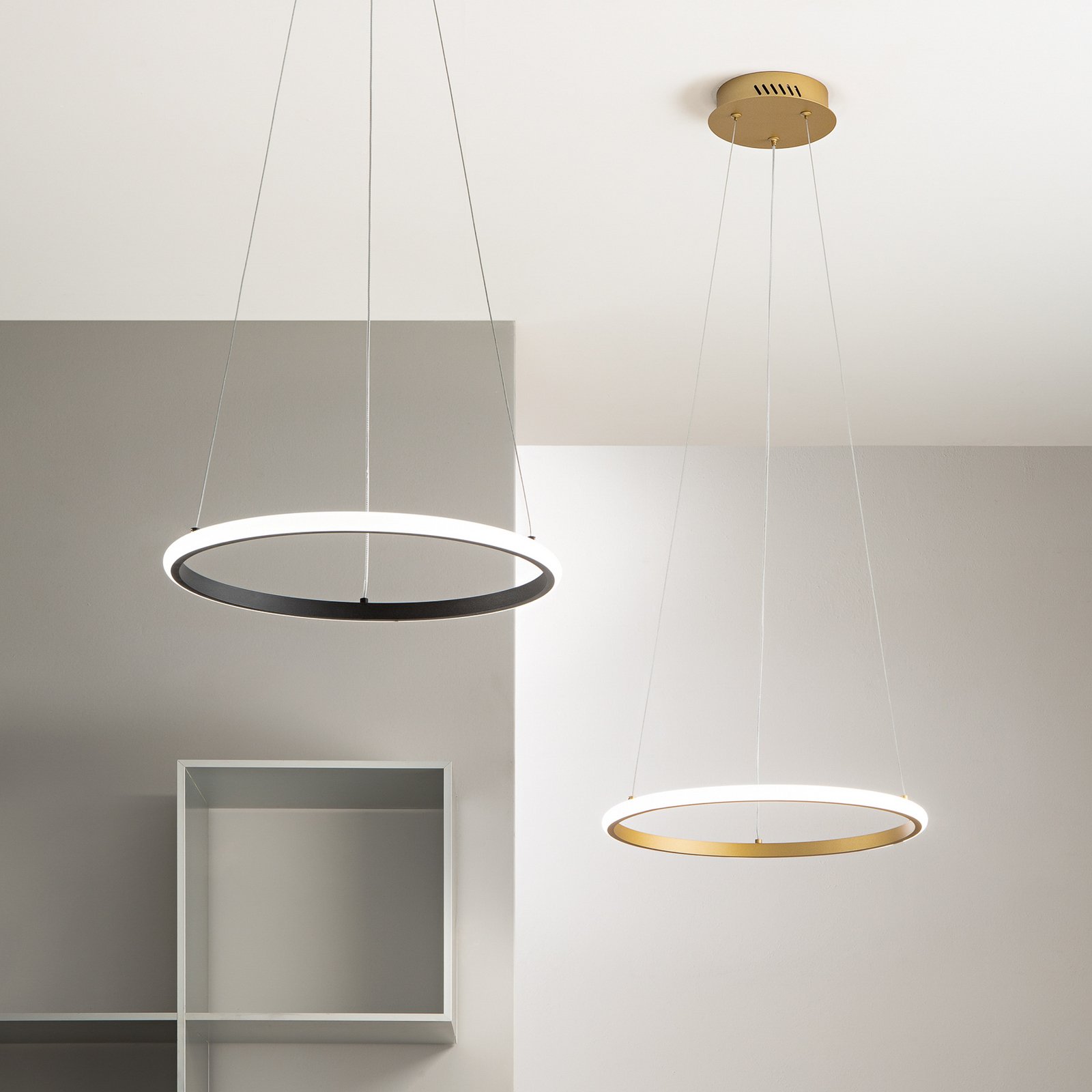 LED viseča svetilka Axis, Ø 60 cm, črna, kovina, CCT