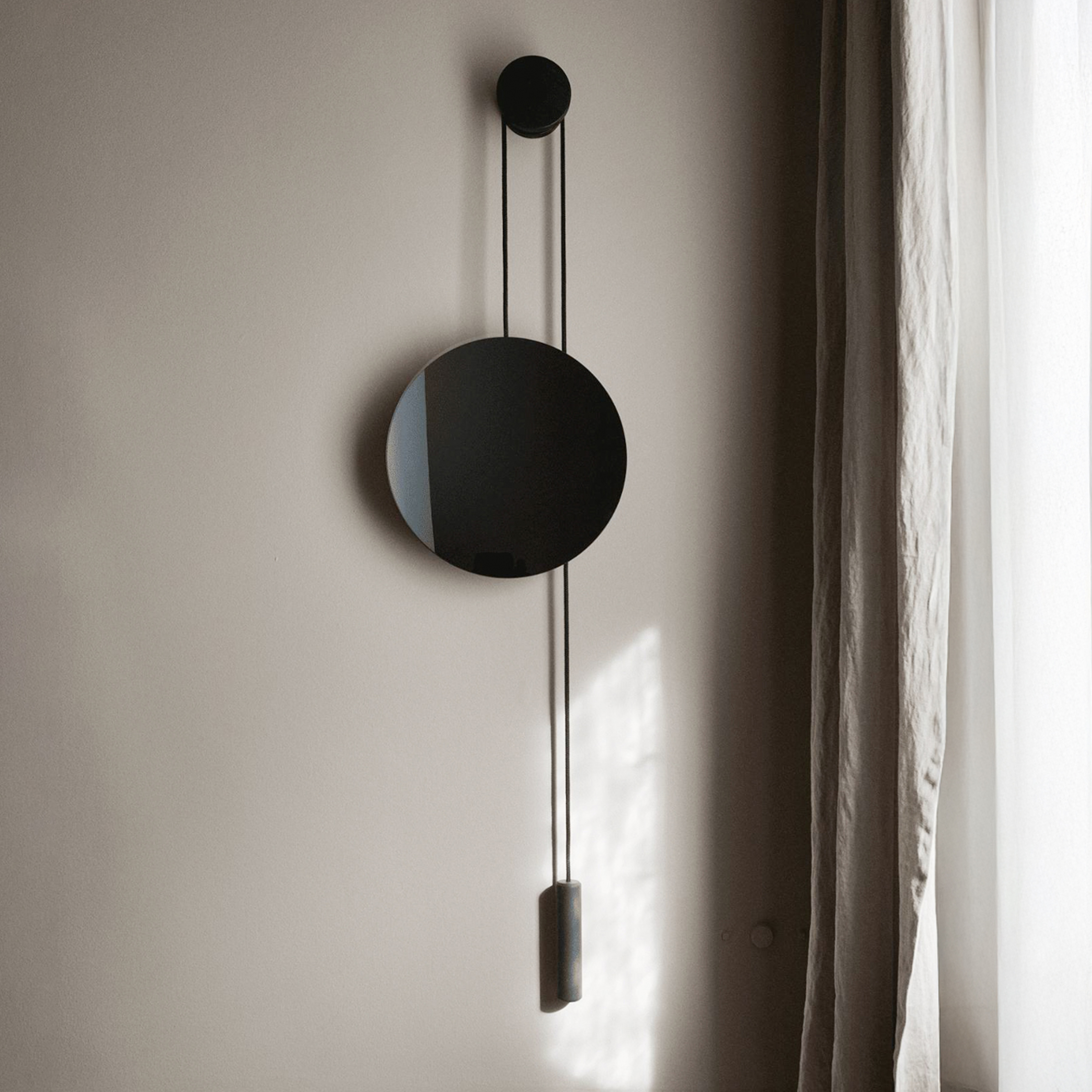 New Works miroir Rise and Shine, noir, Ø 45 cm, verre
