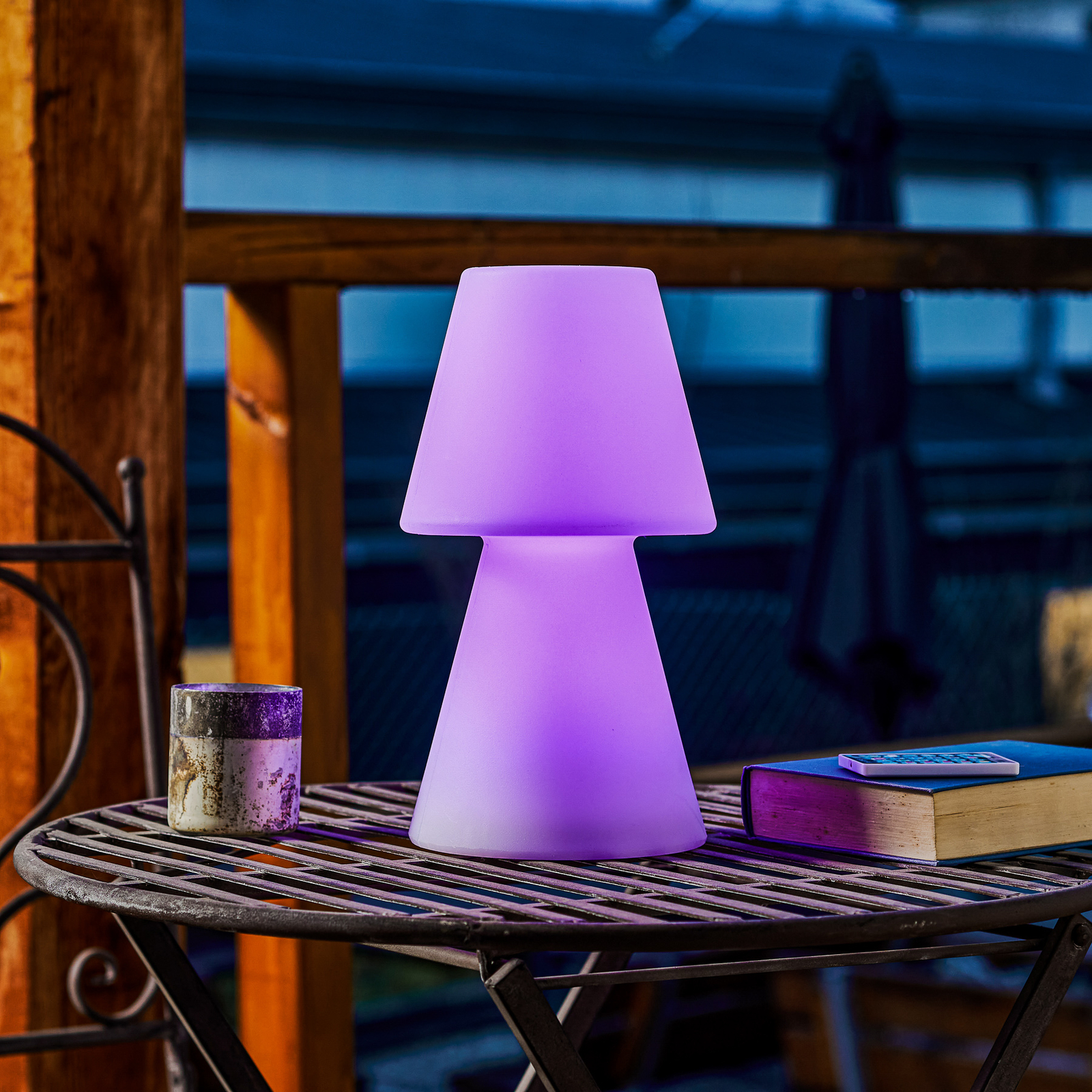 Newgarden Lola 30 LED-es asztali lámpa újratölthető akkumulátorral