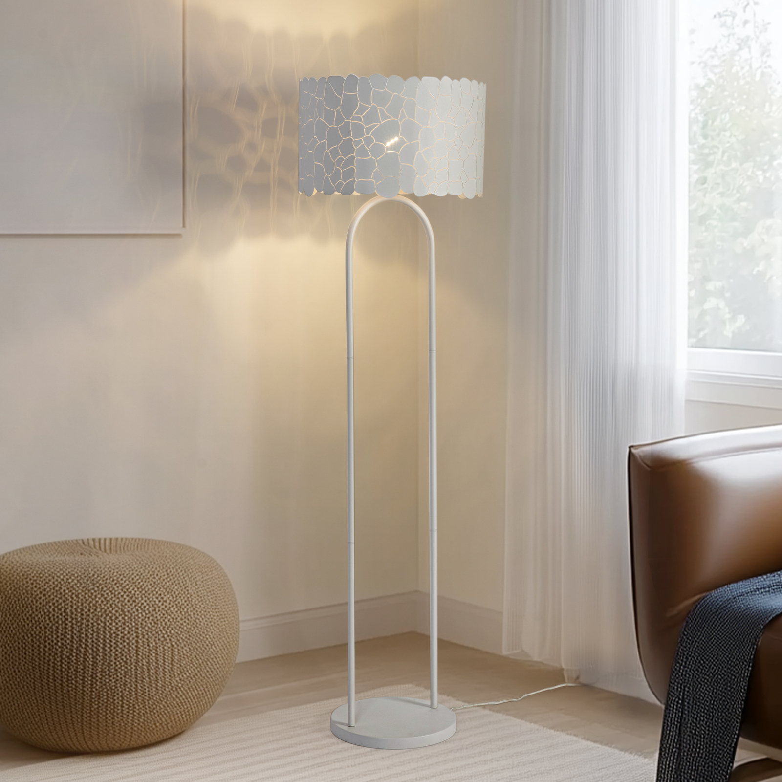 Lindby Aralena vloerlamp, wit, metaal, hoogte 143,5 cm