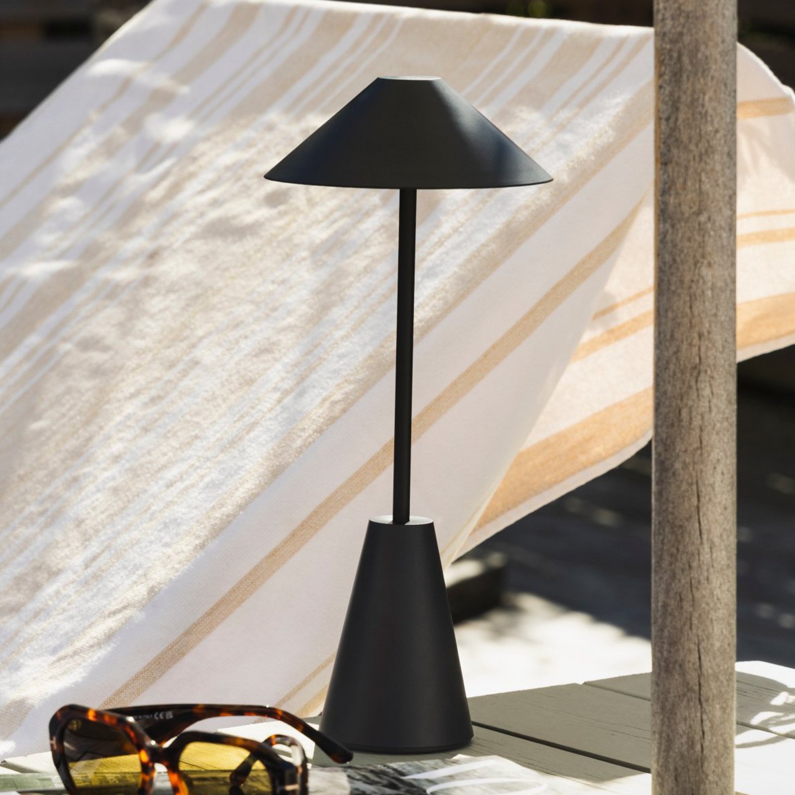 Cannes PORTABLE table lamp, black, IP54 - Globen Lighting Cannes PORTABLE table lamp, black, IP54 - Globen Lighting