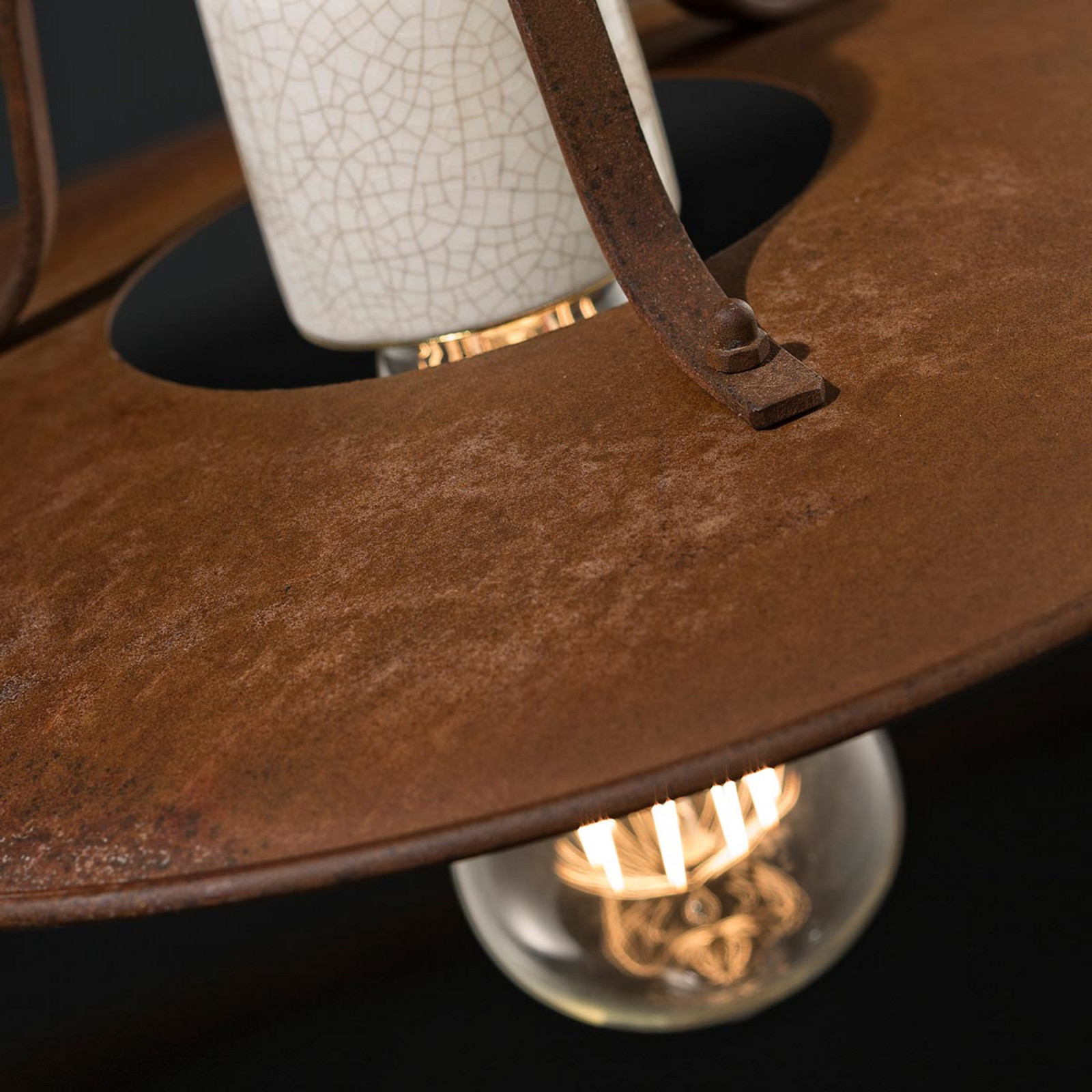 Pandantiv mic Riccardo cu aspect rustic