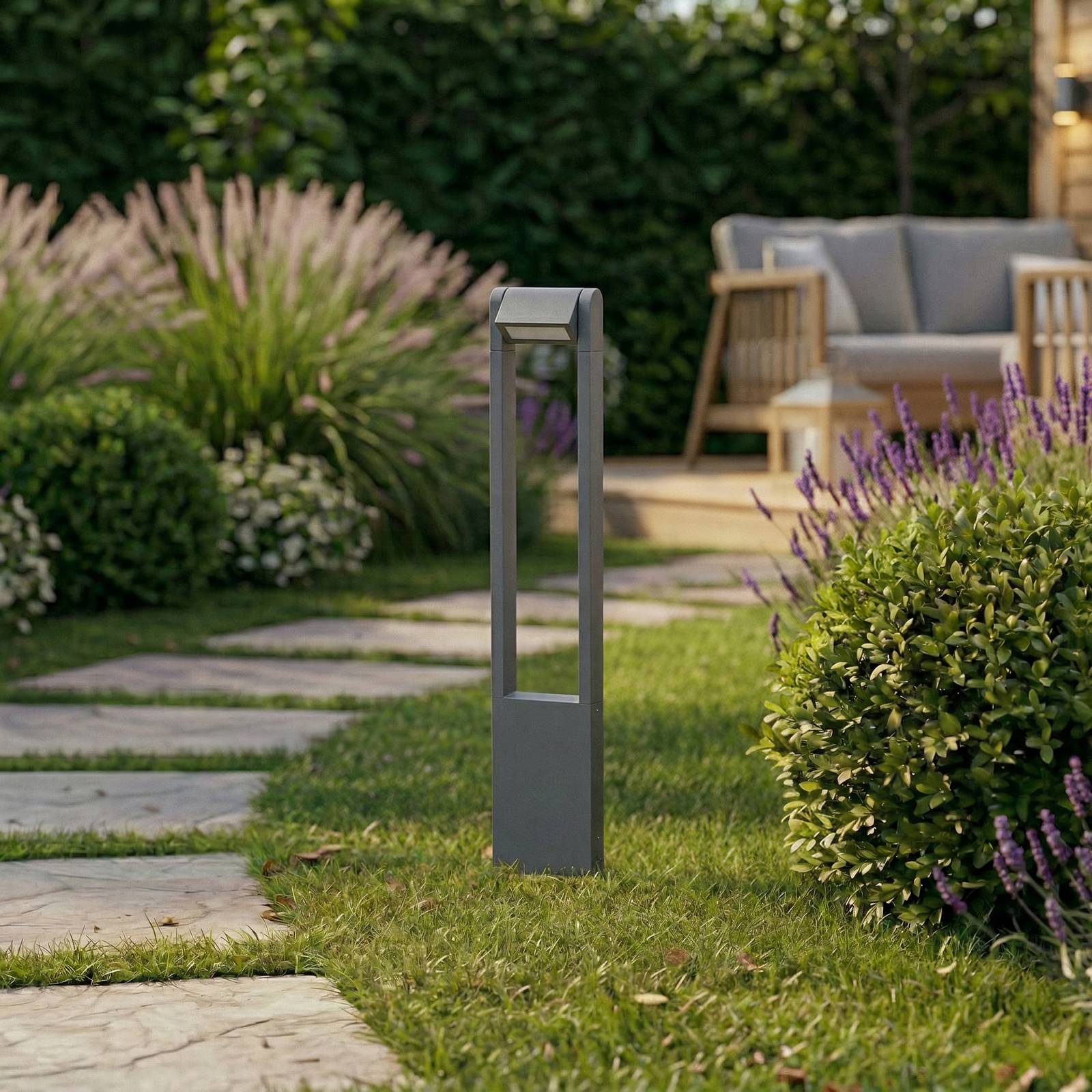 Lindby słupek oświetleniowy LED Meloni, antracyt, 65 cm, IP65 obrotowa