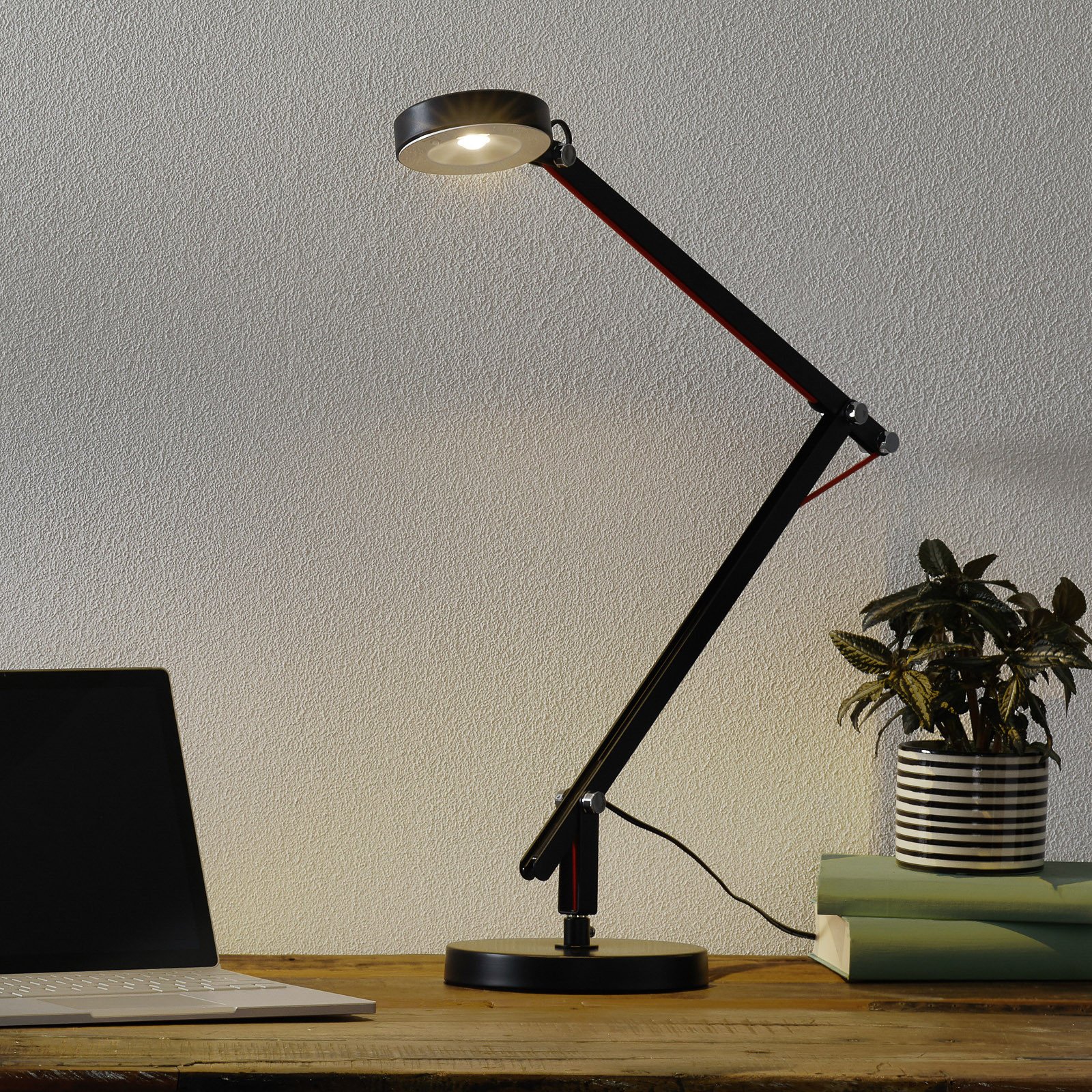 Trio Lighting Lampă LED multifuncțională neagră Amsterdam - Camera de zi / sufragerie - modern - negru - Metal