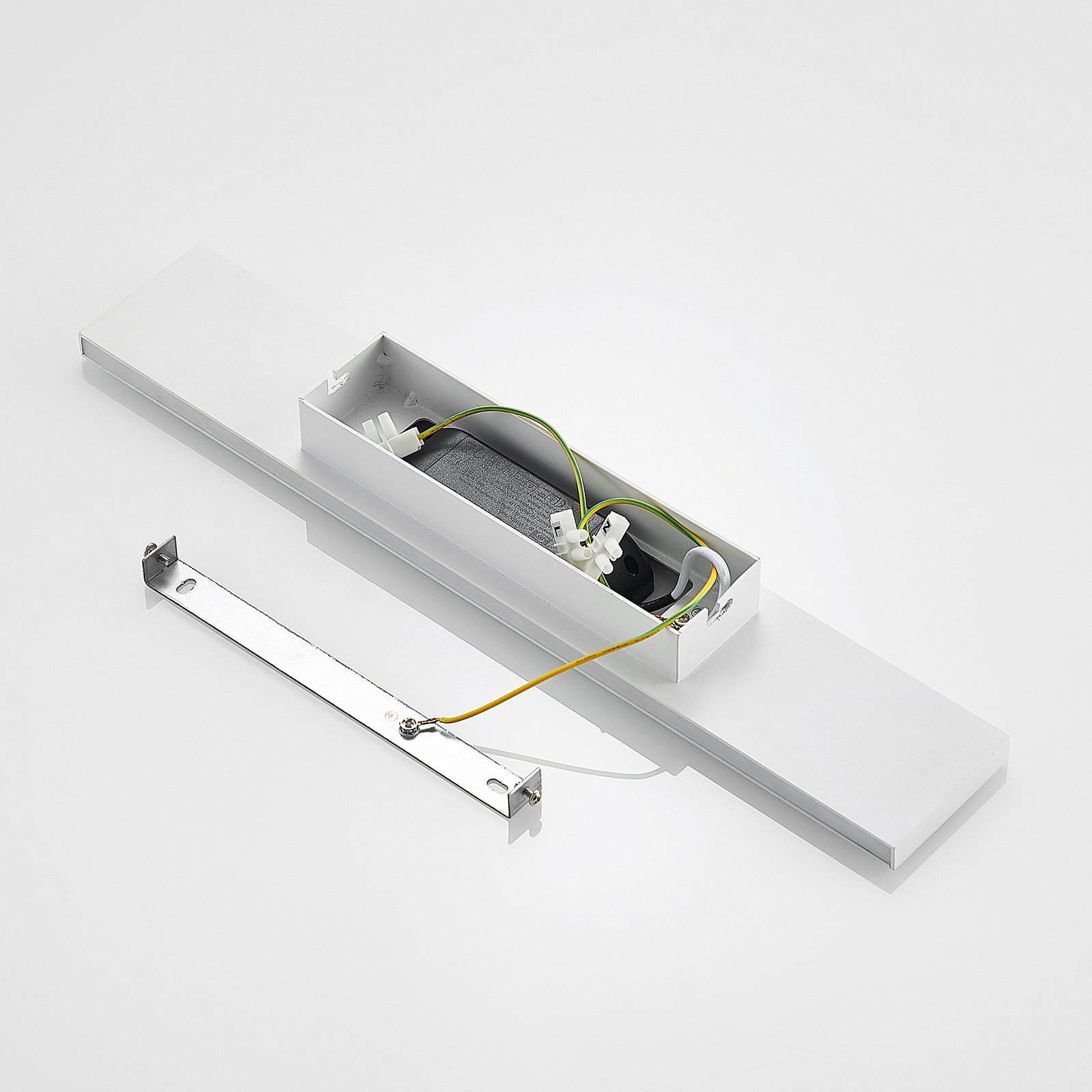 Ignazia LED Wall Lamp L47 White - Lindby