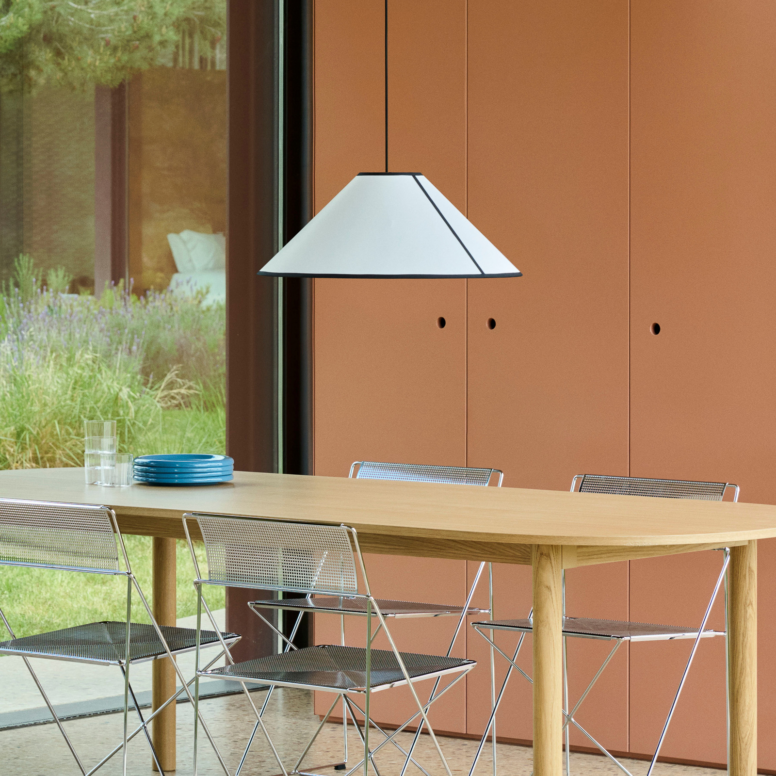 Lámpara colgante Ava, Ø 60 cm, blanco/negro, E27 - HAY