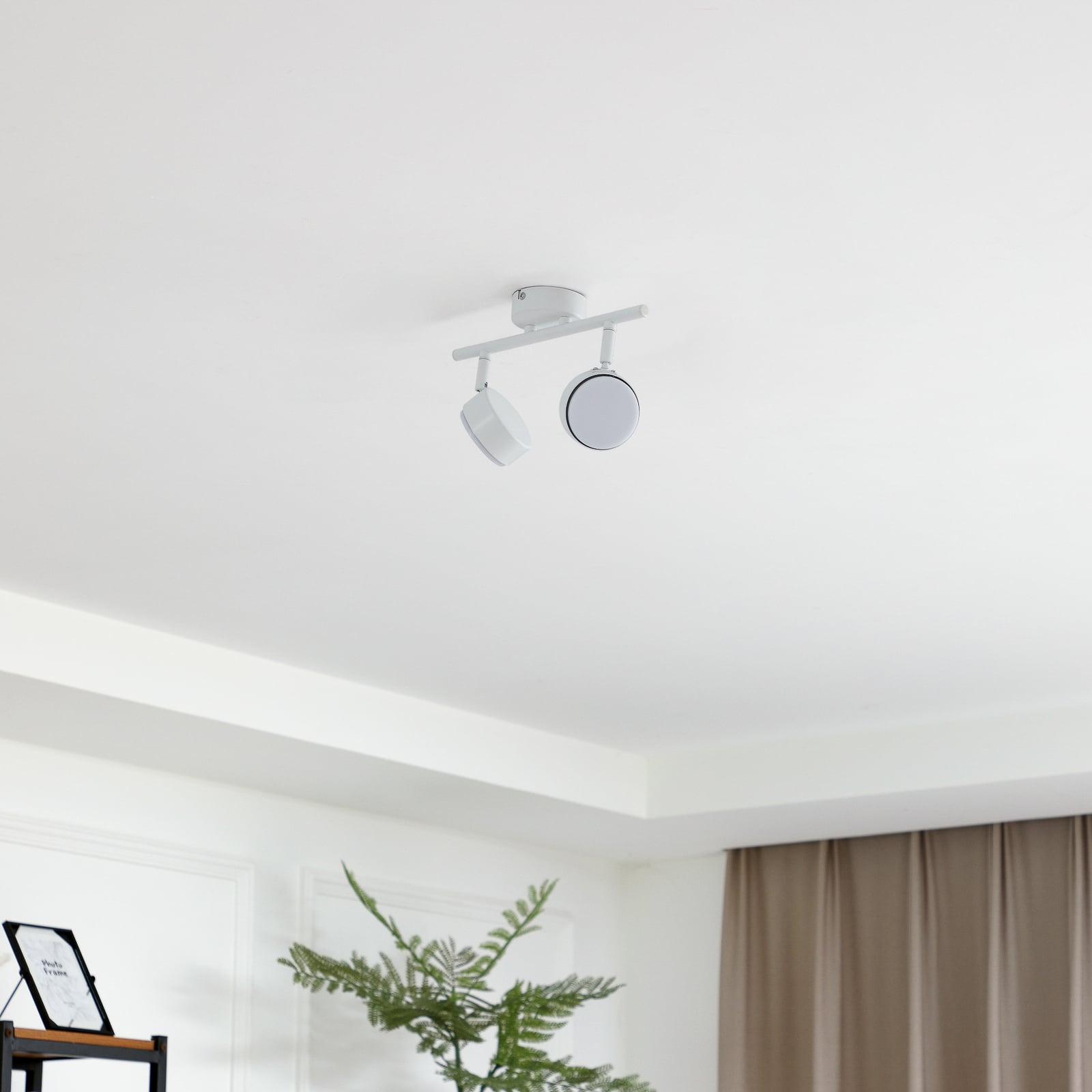 Lampa sufitowa Lindby Jyla, 2-punktowa, biała matowa Lampa sufitowa Lindby Jyla, 2-punktowa, biała matowa